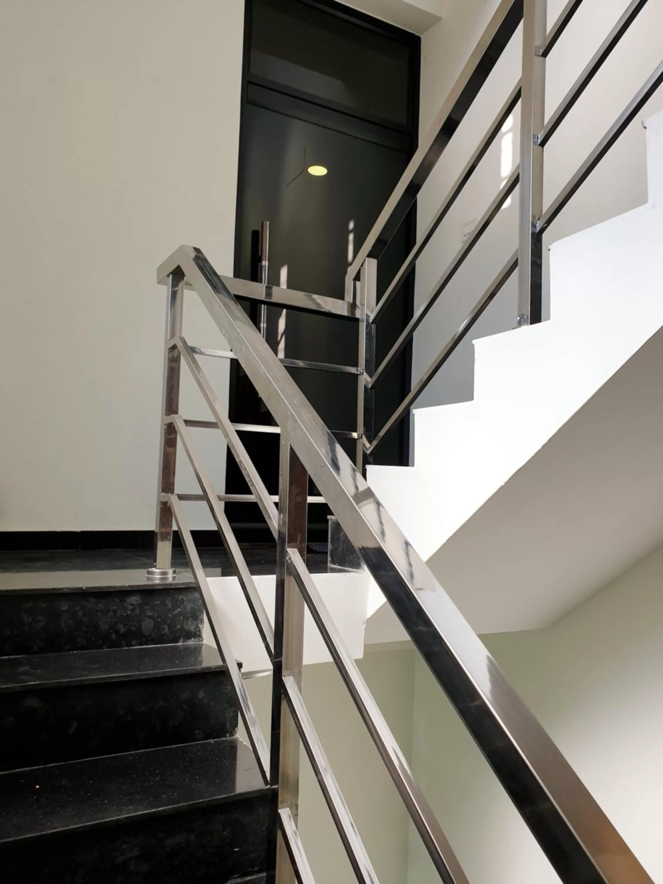 Facade/entrance in Chippy Inn