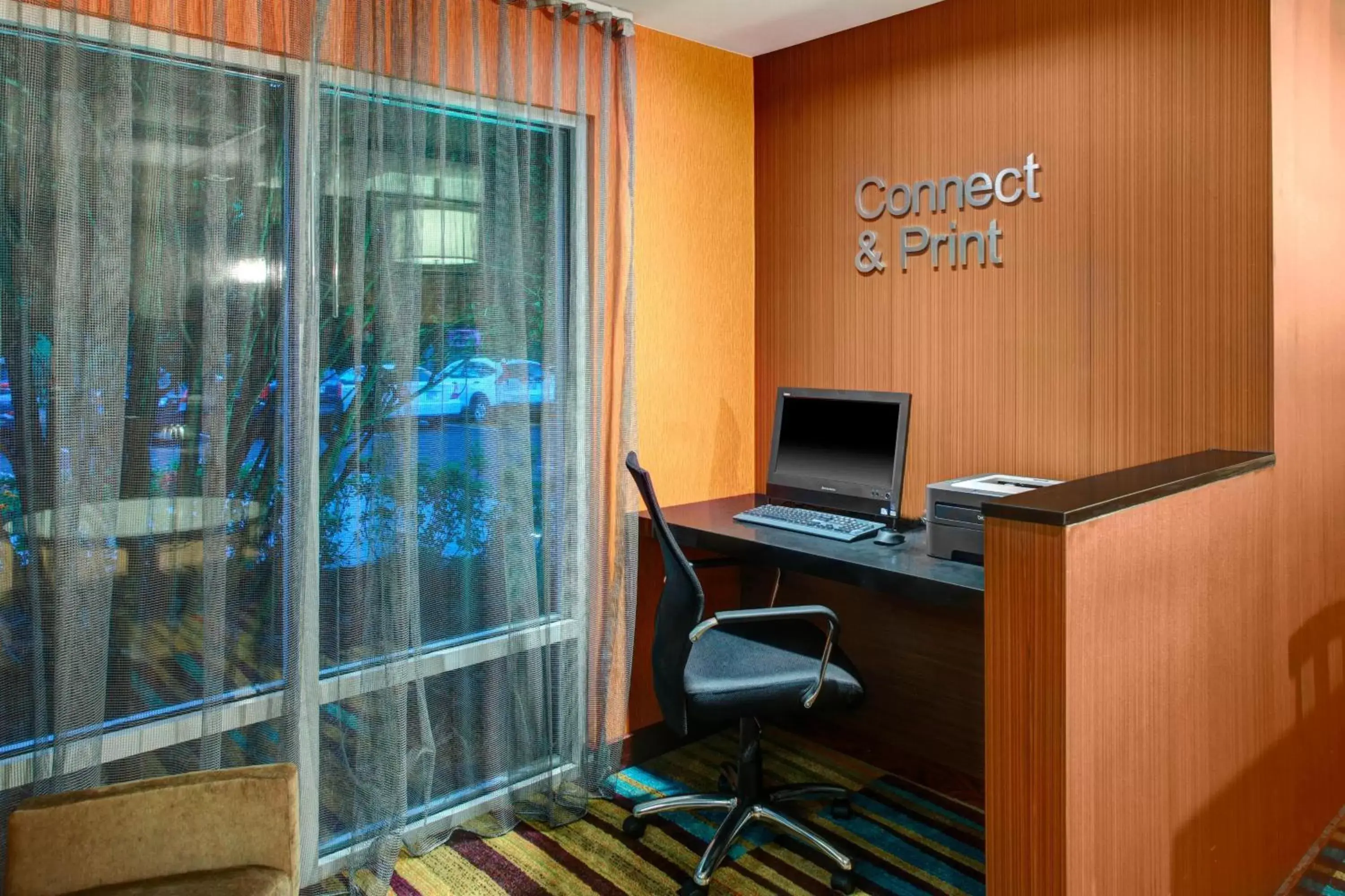 Business facilities in Fairfield Inn & Suites by Marriott Atlanta Alpharetta