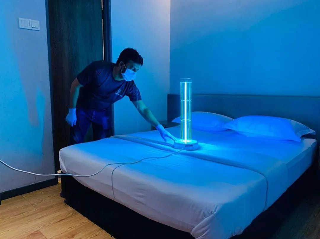 Staff, Bed in Go Hotel