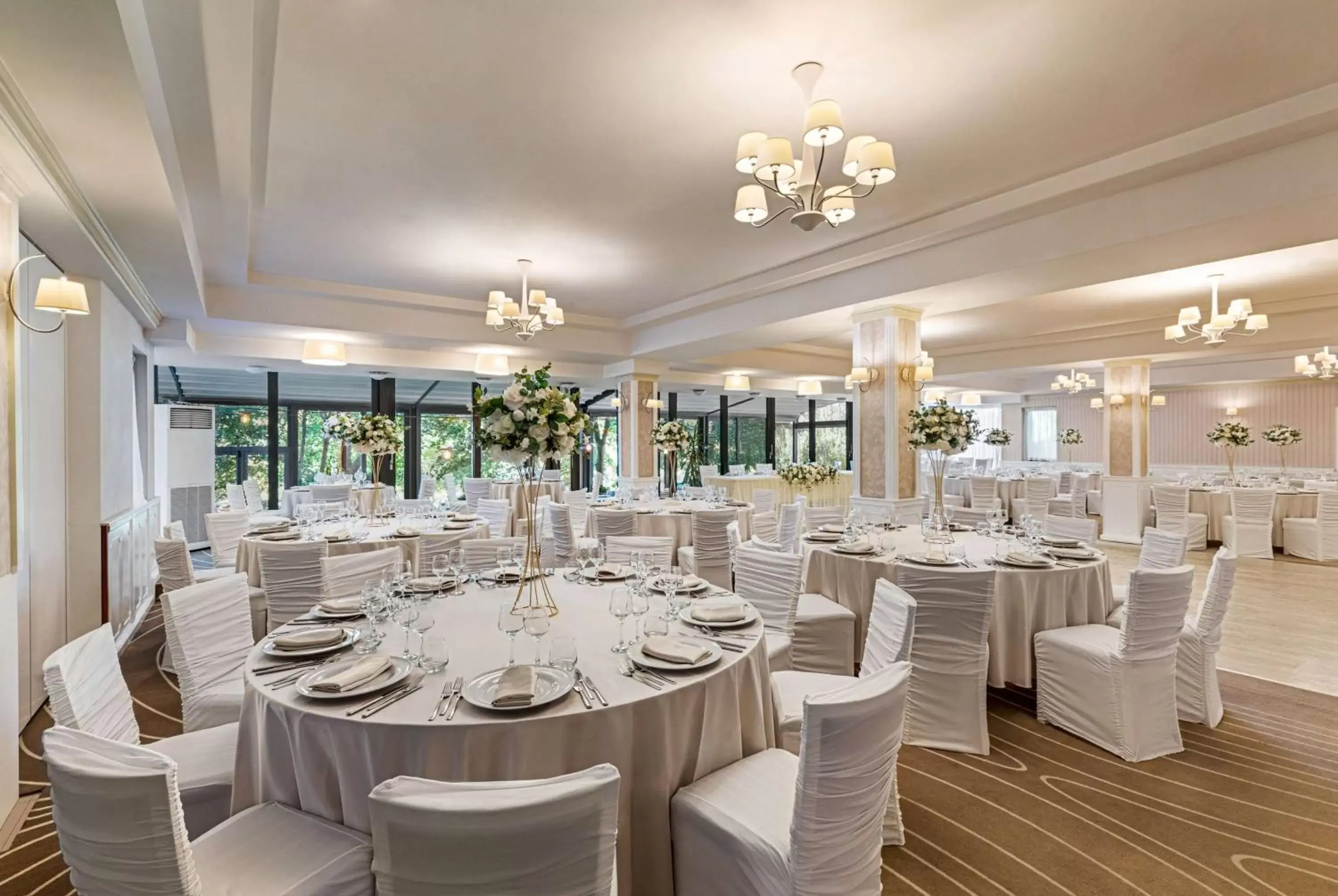 Restaurant/places to eat, Banquet Facilities in Ramada by Wyndham Slatina Parc