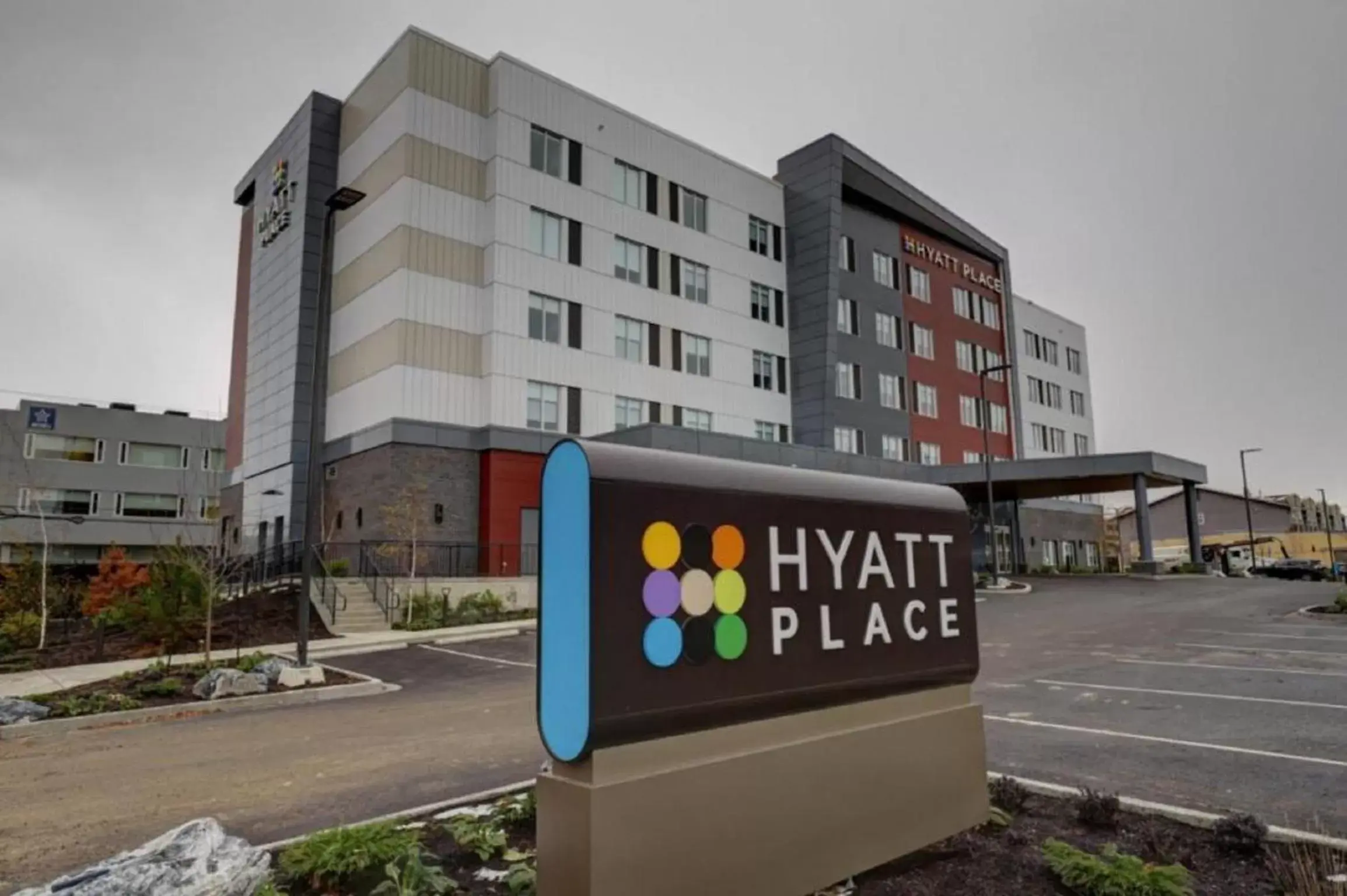 Property building in Hyatt Place Prince George