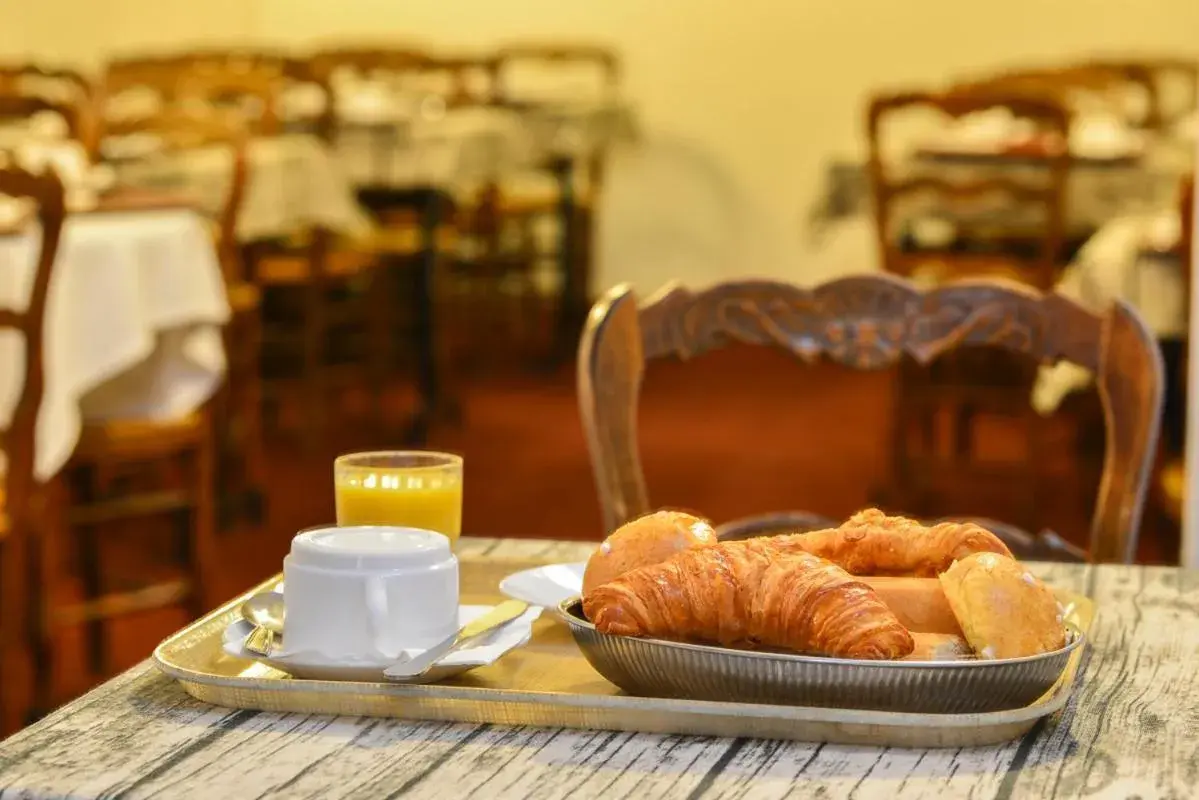 Breakfast in Hotel Paris Nord