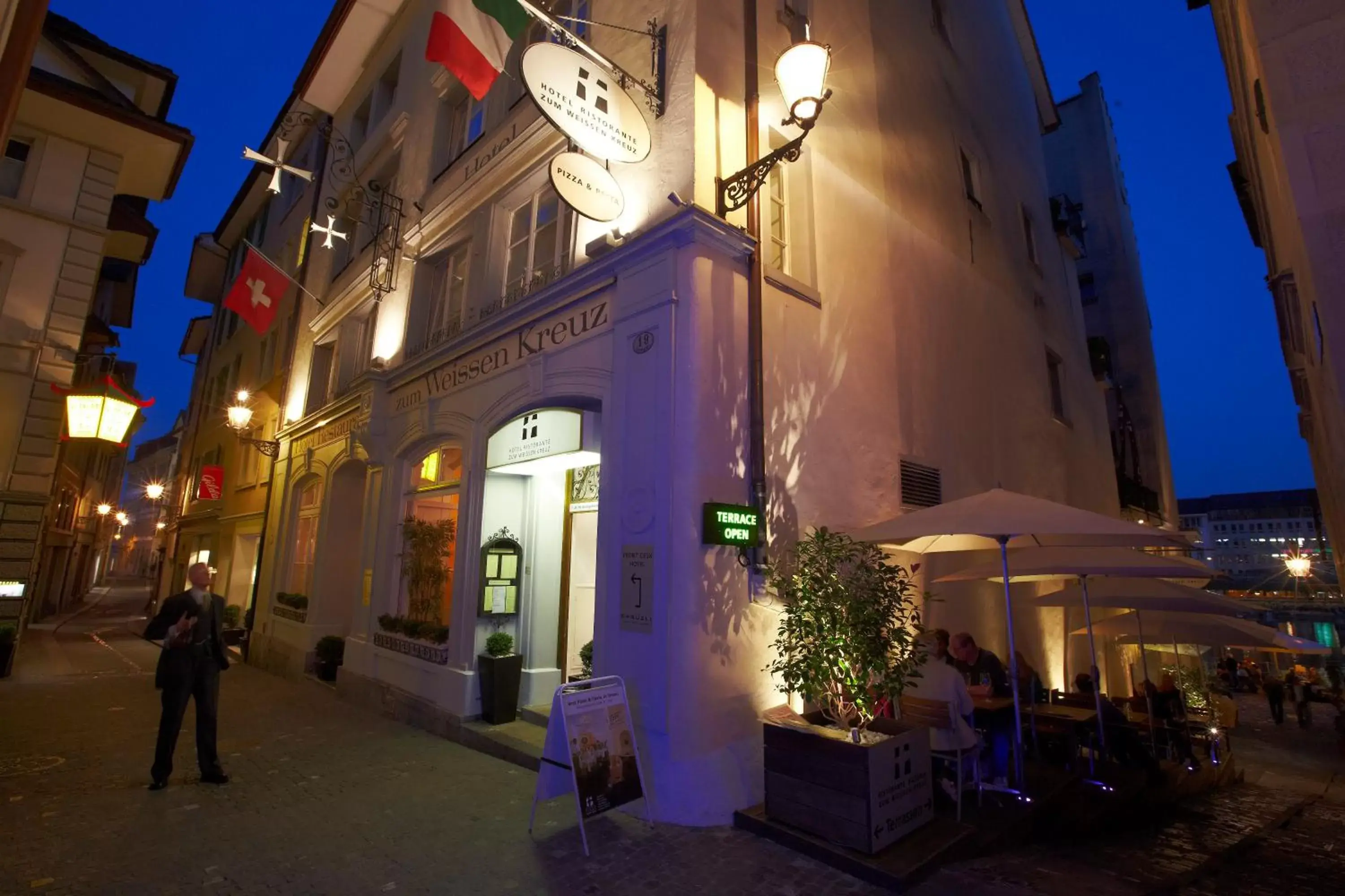 Facade/entrance in Boutique Hotel Weisses Kreuz - Adult only Hotel