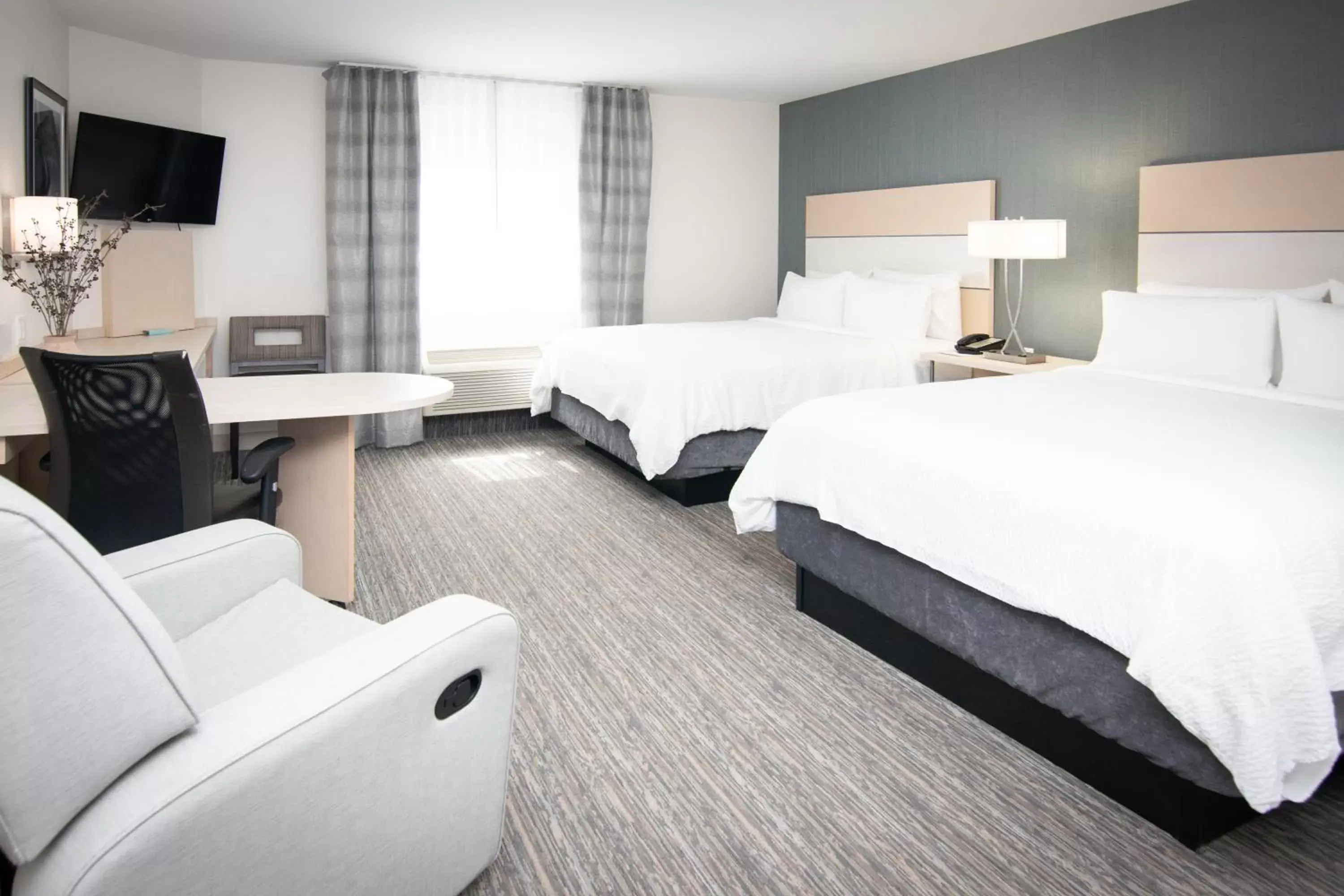 Bed in Candlewood Suites Miami Intl Airport - 36th St by IHG Bed in Candlewood Suites Miami Intl Airport - 36th St by IHG