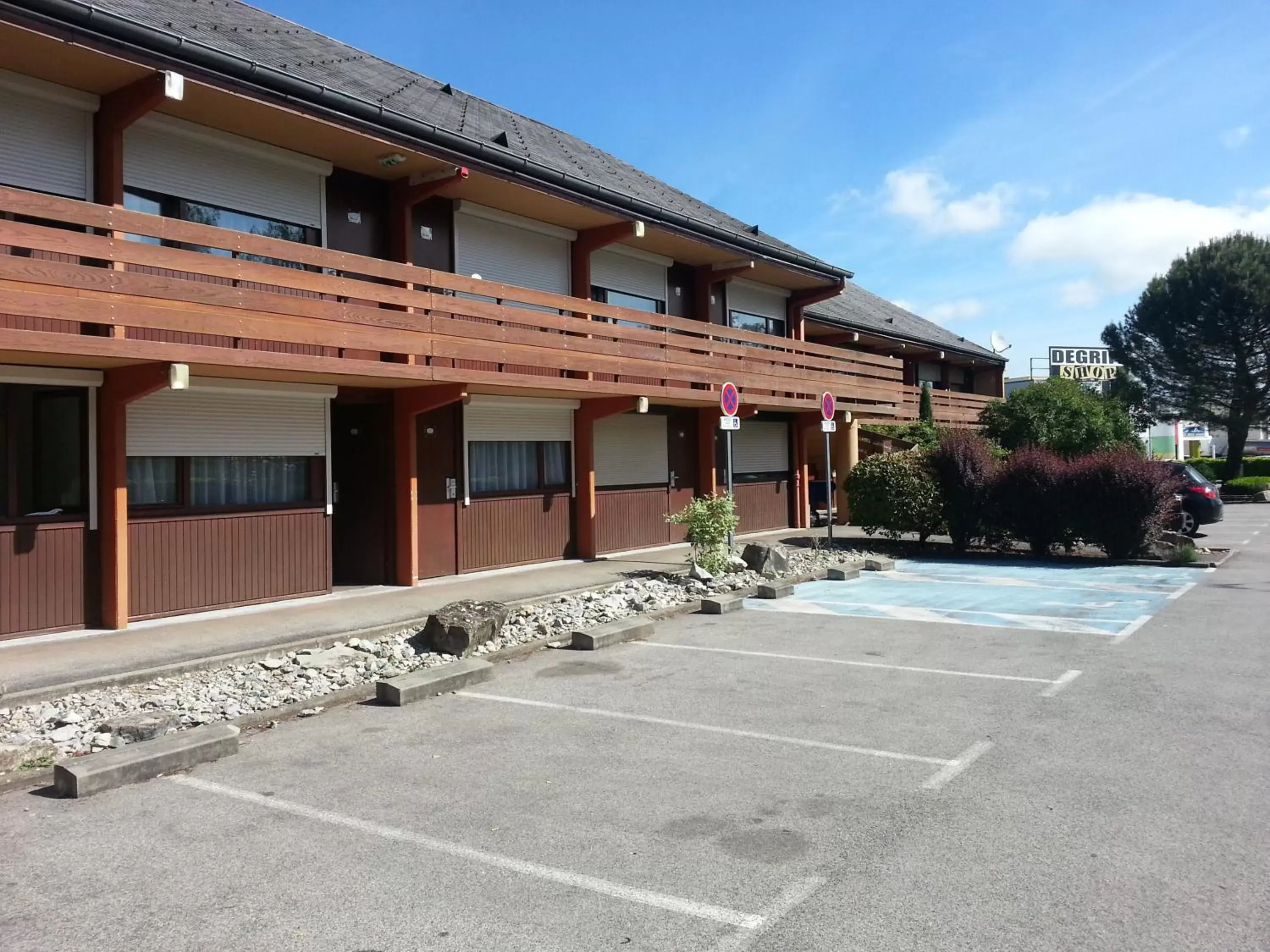 Property Building in Campanile Rodez
