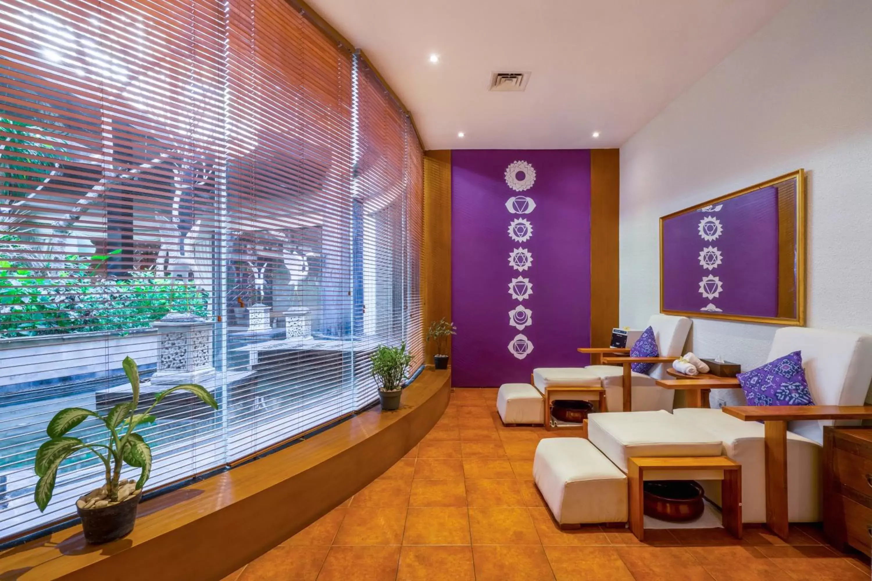 Massage in Vouk Hotel and Suites