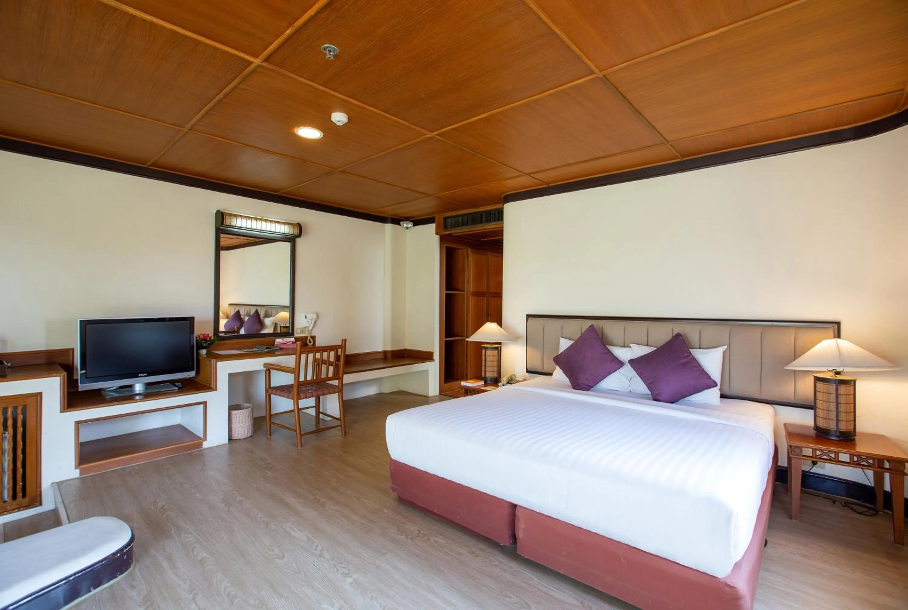 Bed in Imperial Phukaew Hill Resort