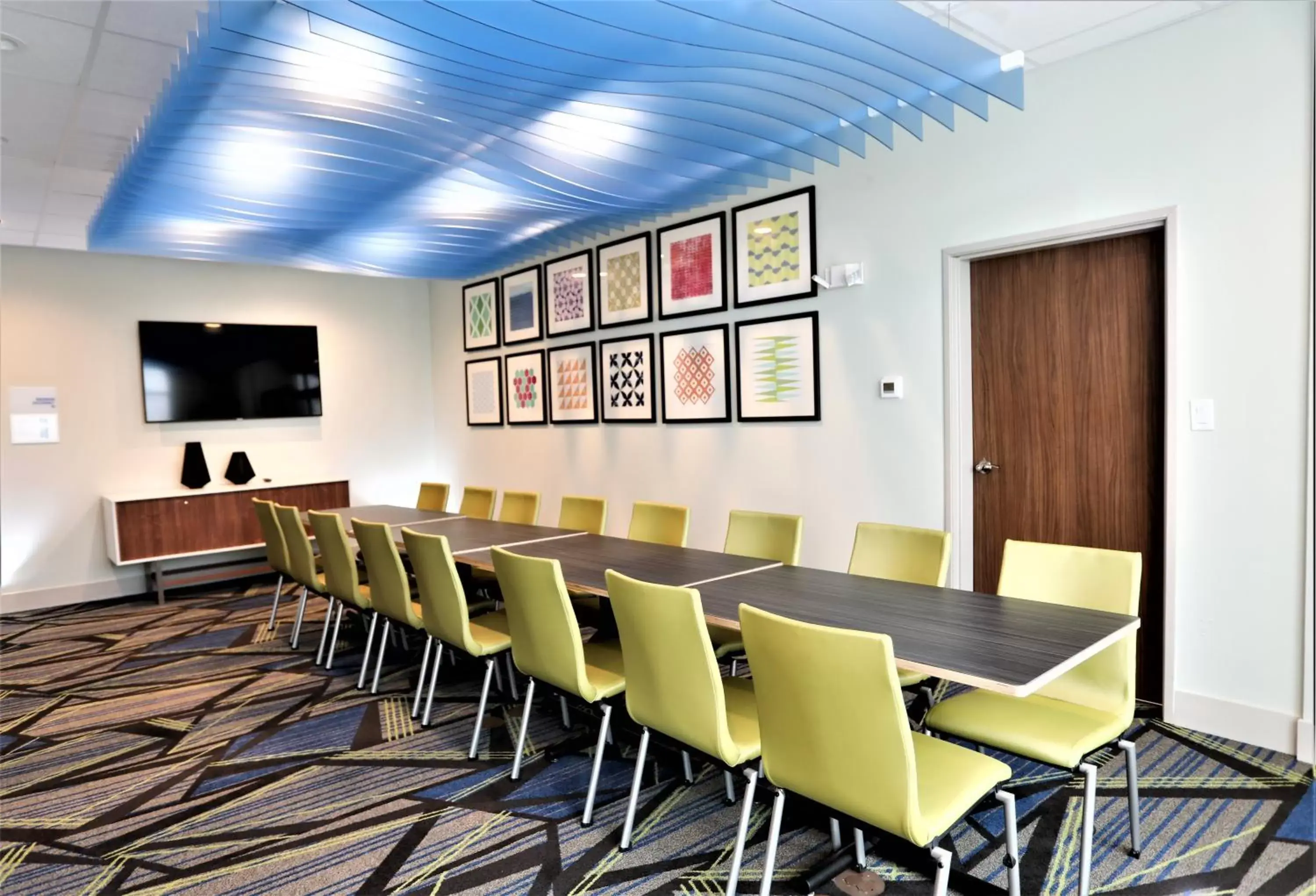 Meeting/conference room in Holiday Inn Express & Suites - Forney, an IHG Hotel
