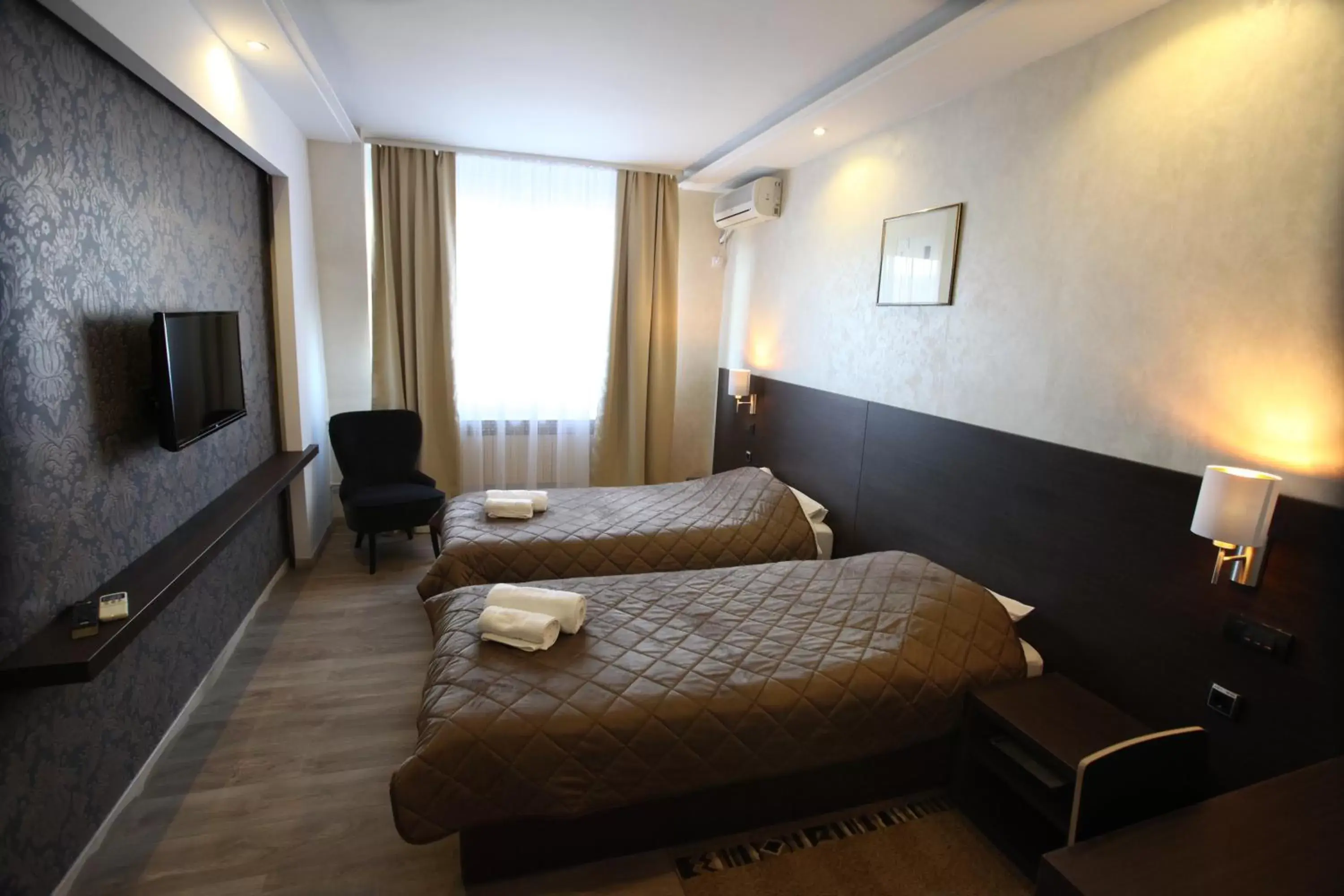 Bed in Hotel Petrus