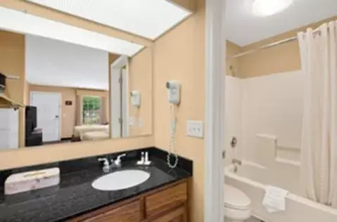 Bathroom in Baymont by Wyndham Eufaula