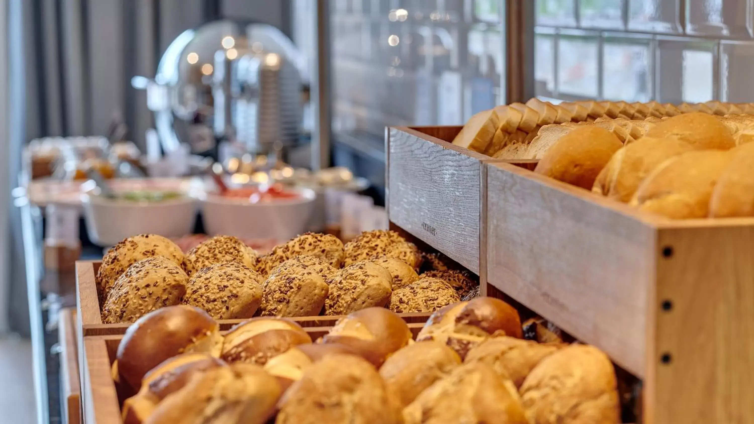 Breakfast in Holiday Inn Express Cologne Muelheim by IHG Breakfast in Holiday Inn Express Cologne Muelheim by IHG