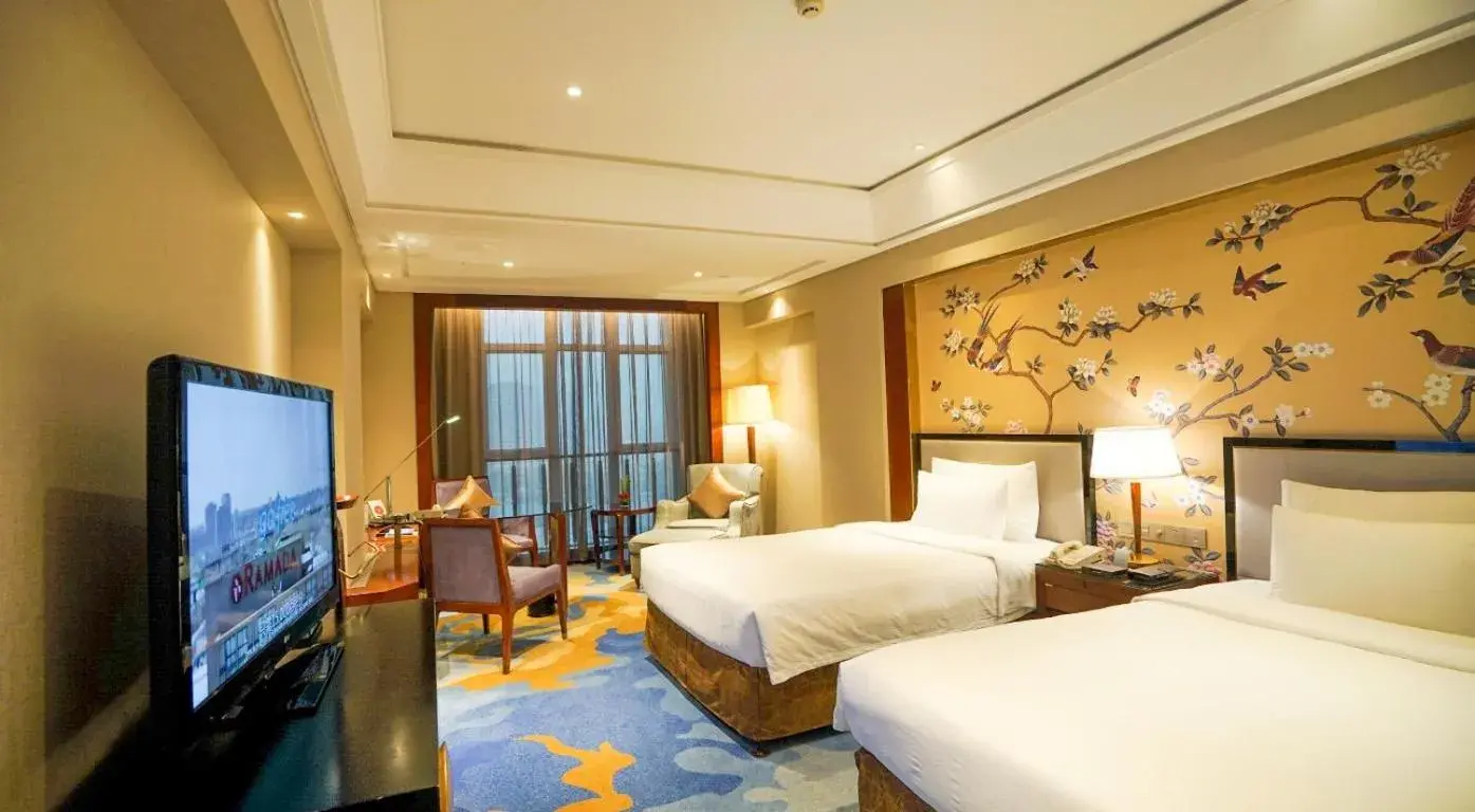 Wyndham Grand Plaza Royale Ningbo