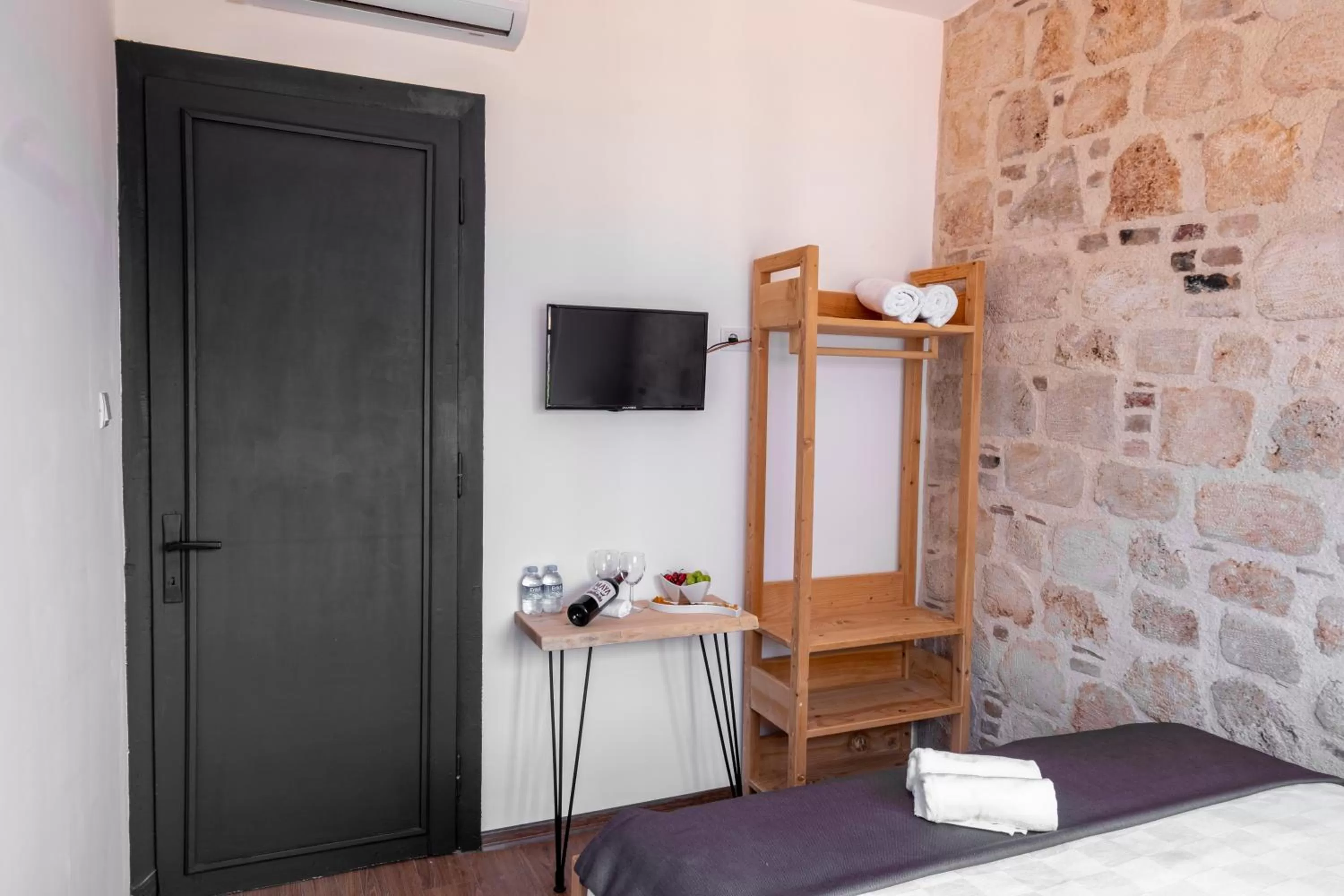 Food and drinks, Bed in Solo Boutique Hotel