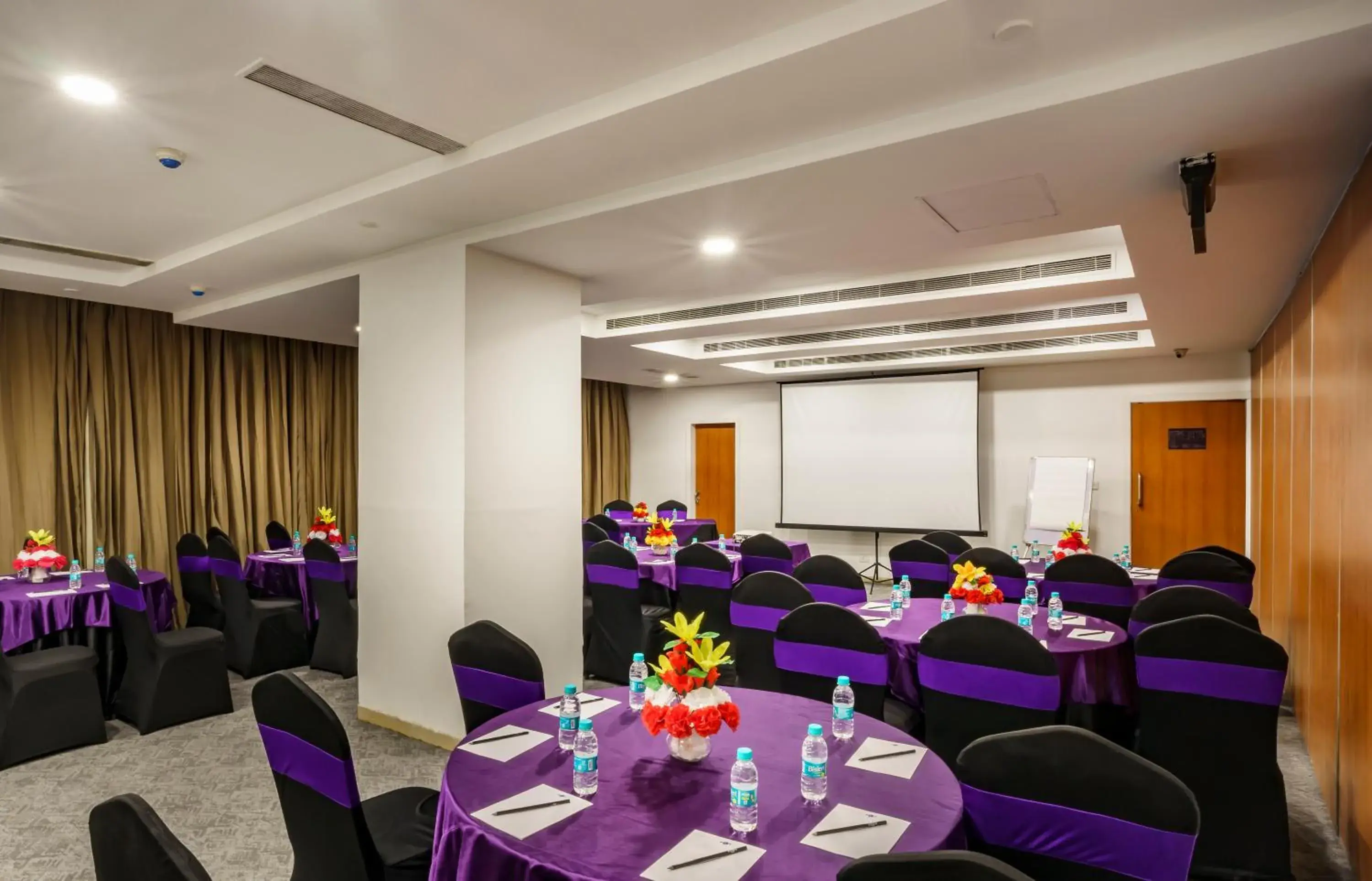 Meeting/conference room in Caspia Hotel New Delhi