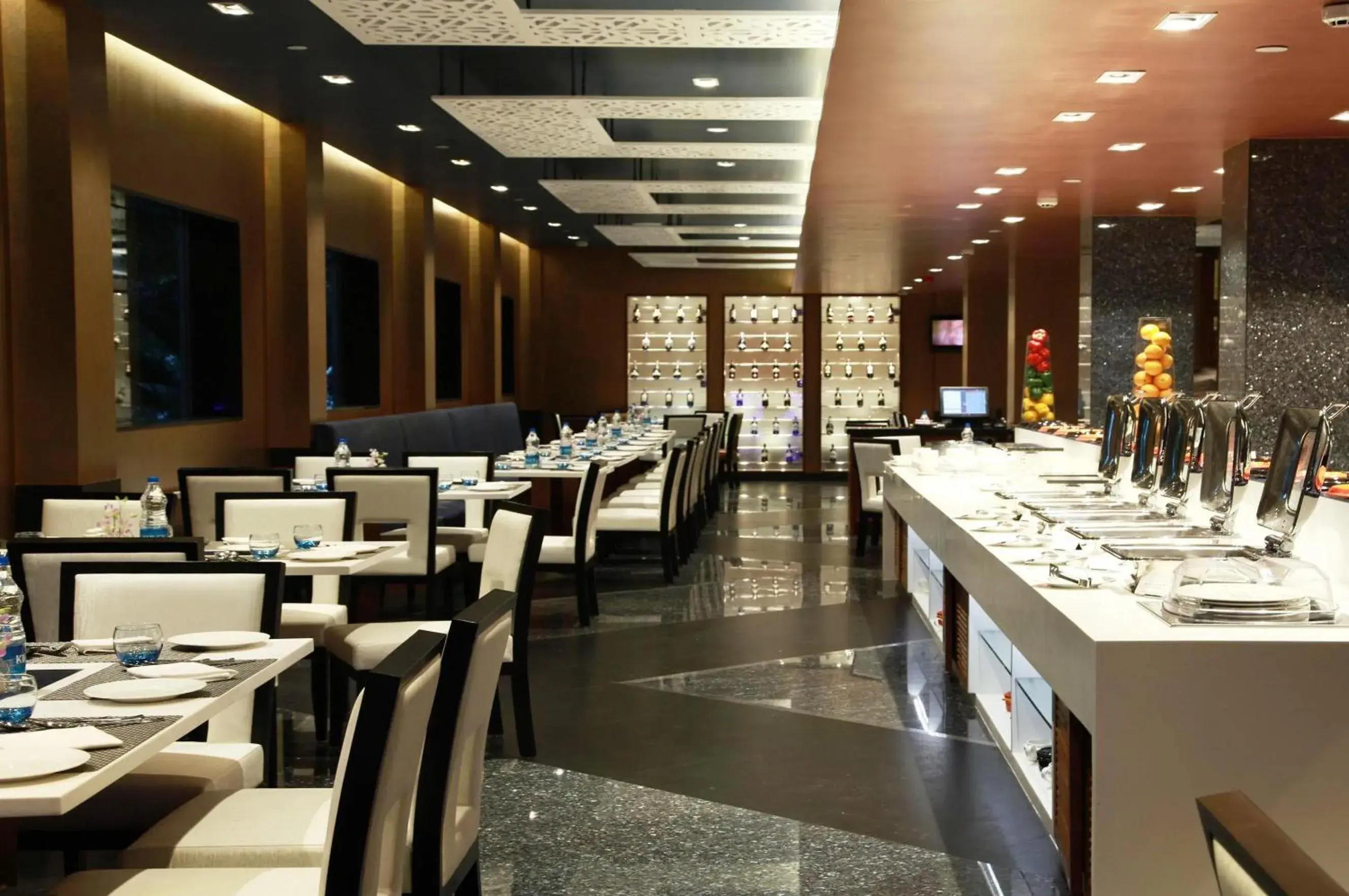 Restaurant/Places to Eat in Radha Regent - Chennai