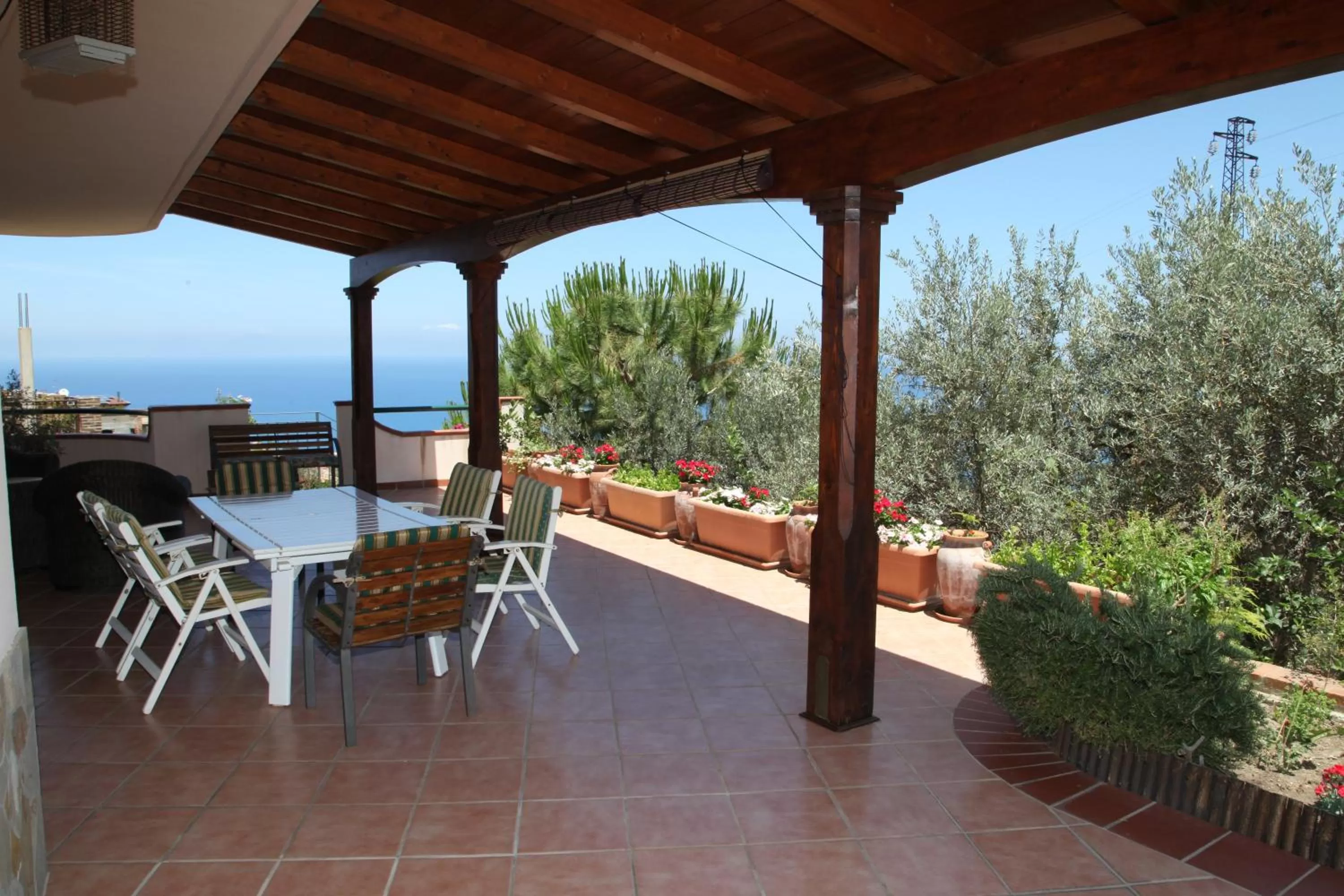 Patio in La Collina Capo d'Orlando