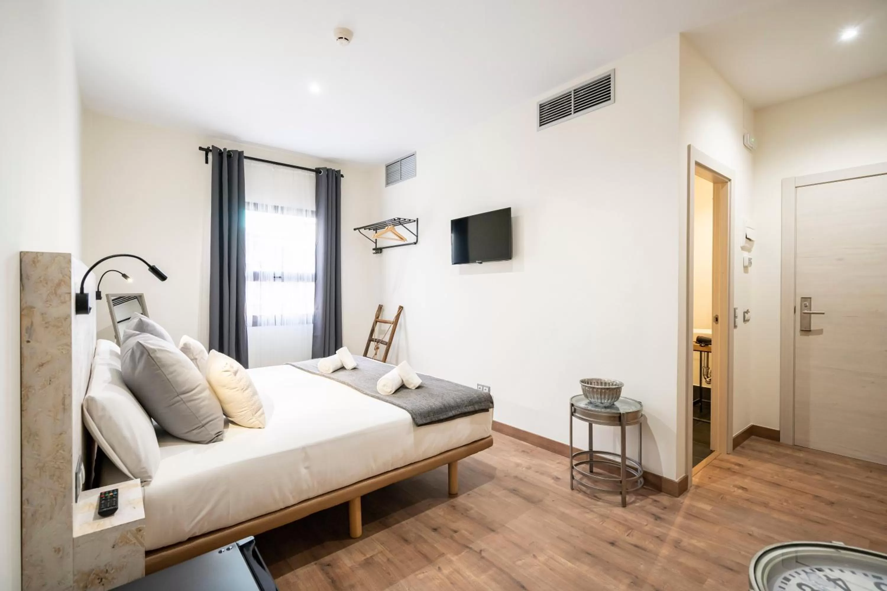 Bed in Dobo Azacanes Hostal