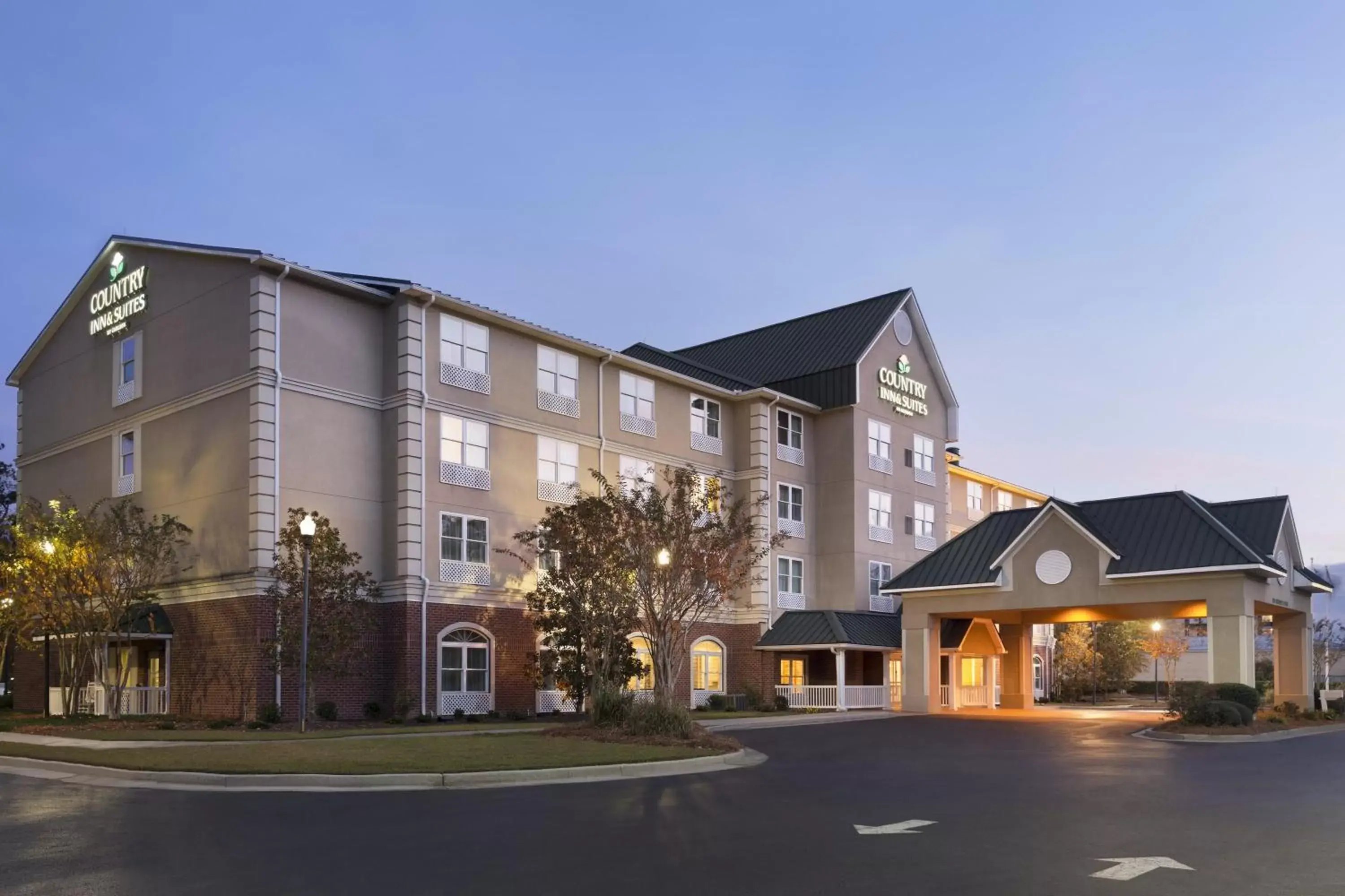 Facade/entrance, Property Building in Country Inn & Suites by Radisson, Summerville, SC Facade/entrance, Property Building in Country Inn & Suites by Radisson, Summerville, SC