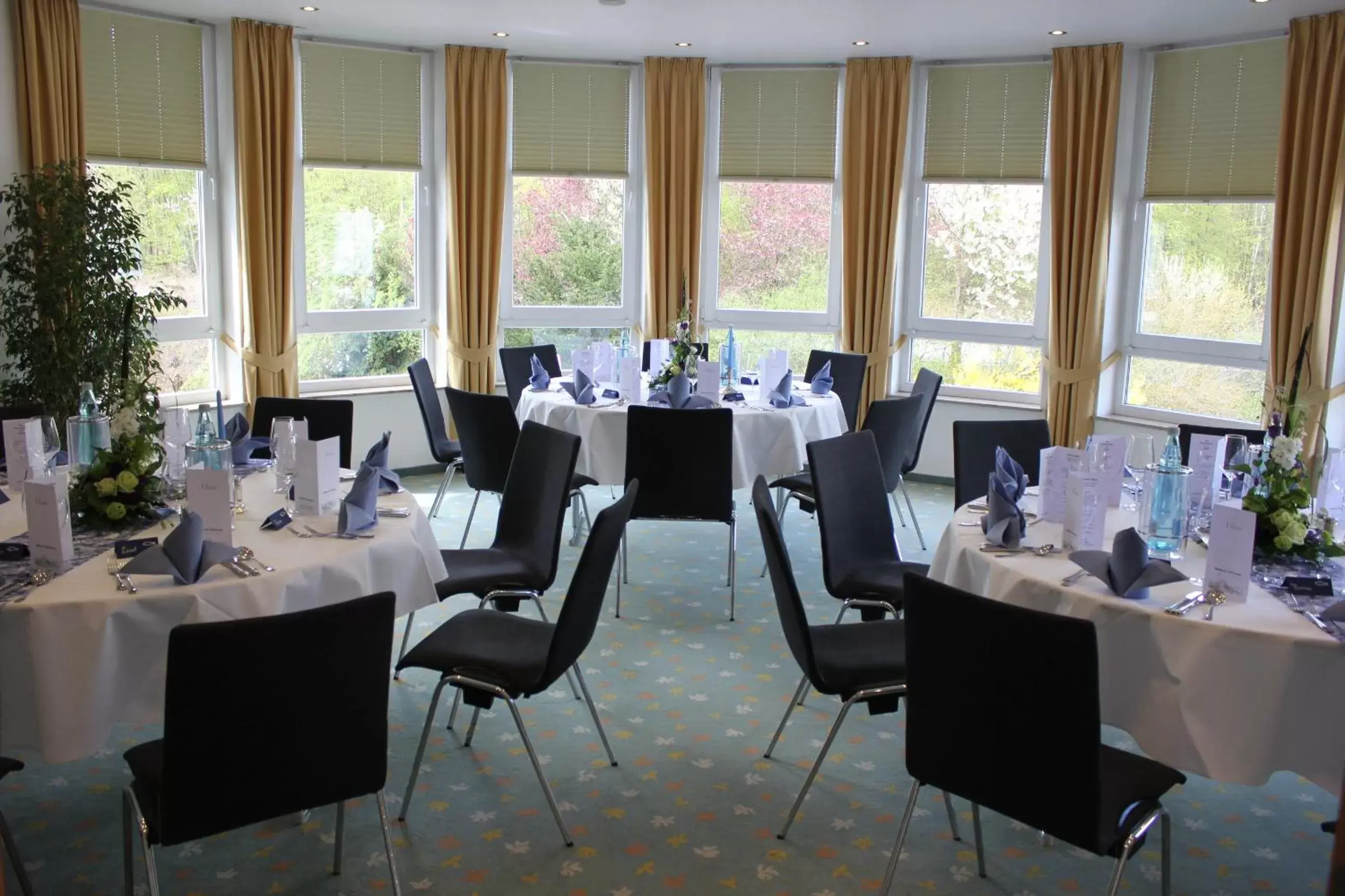 Banquet/Function facilities, Restaurant/Places to Eat in Waldhotel Schäferberg