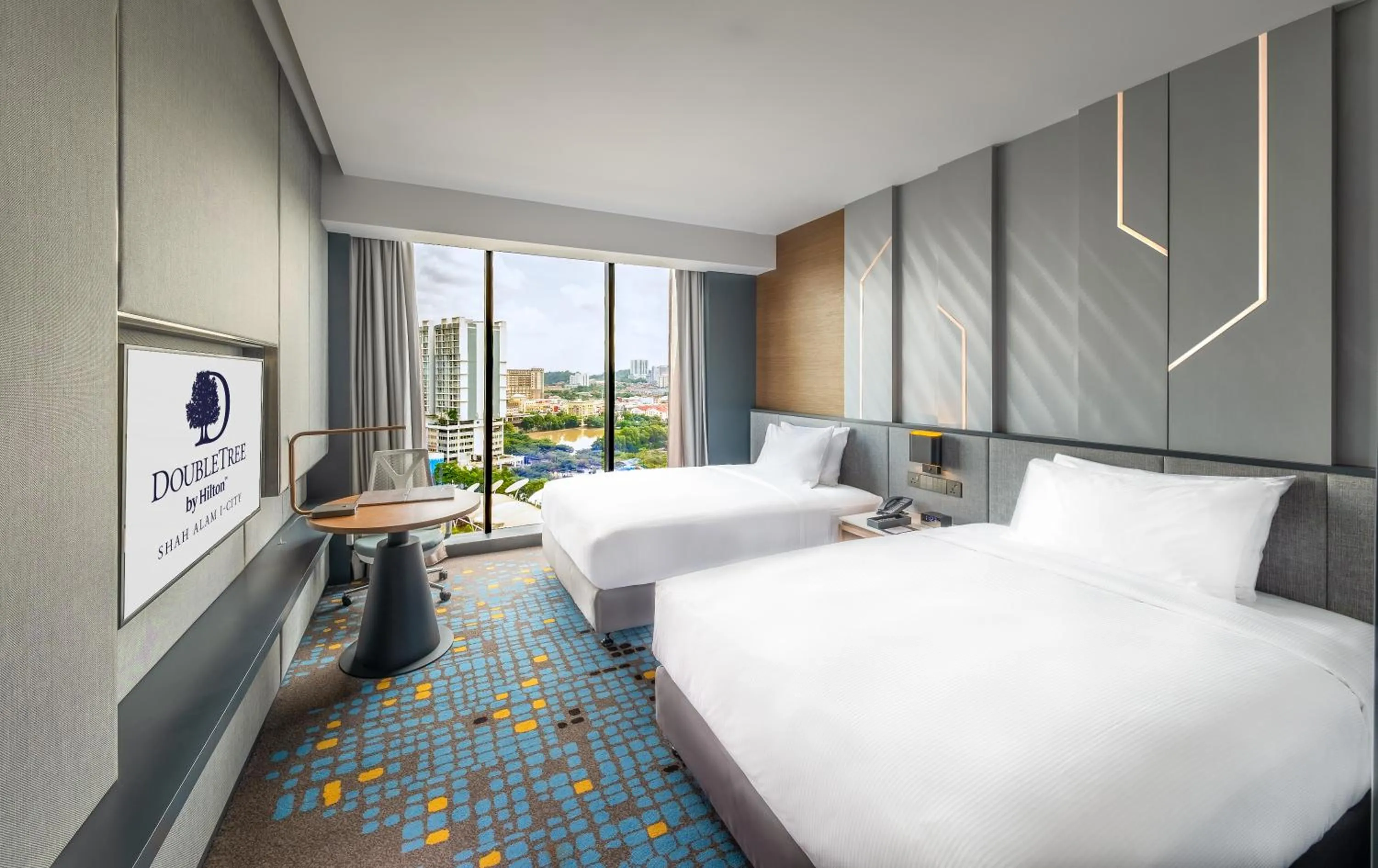 Coffee/tea facilities, Bed in Doubletree By Hilton Shah Alam I-City