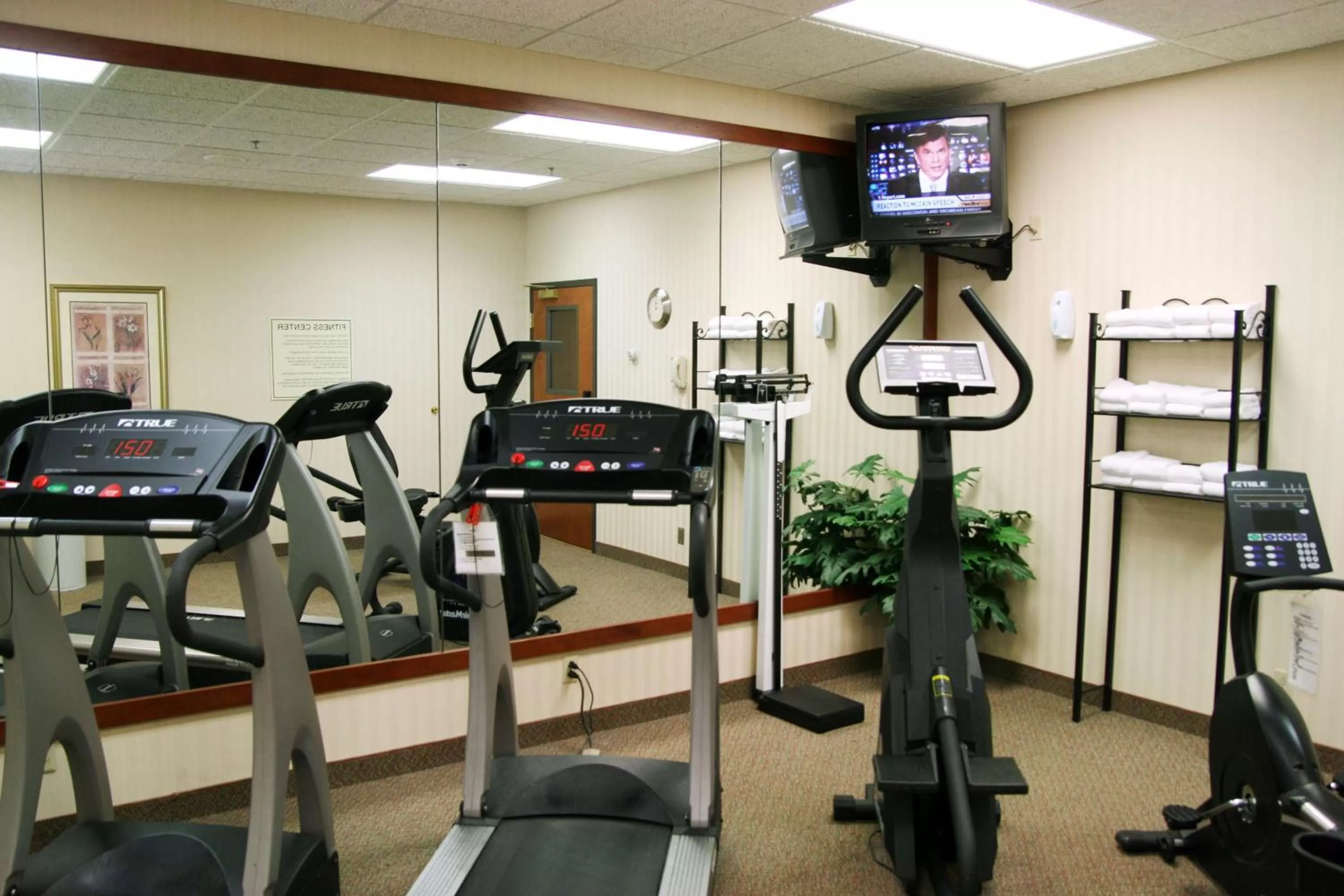 Fitness centre/facilities in Hampton Inn St. Louis Southwest