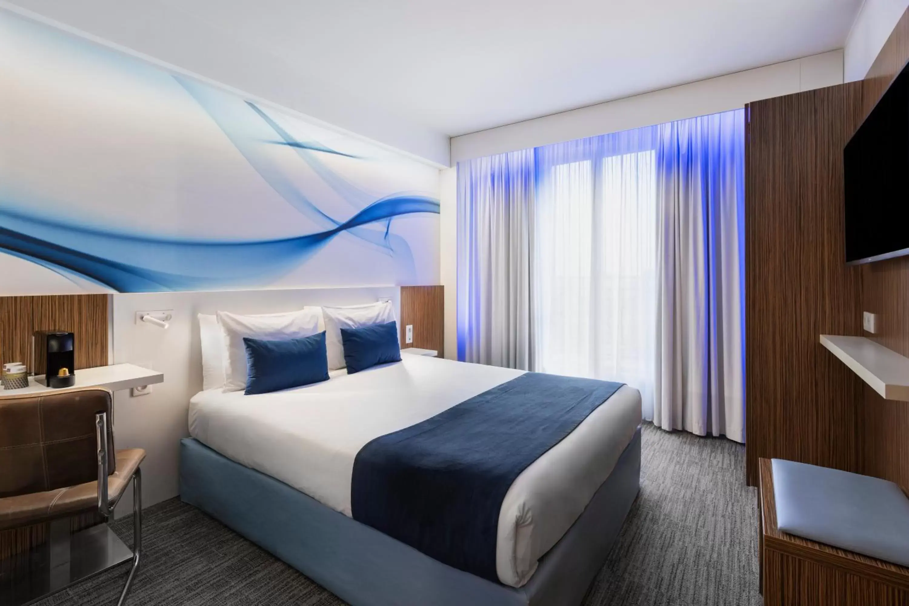 Privilege Double Room in Mercure Paris Gare du Nord Privilege Double Room in Mercure Paris Gare du Nord