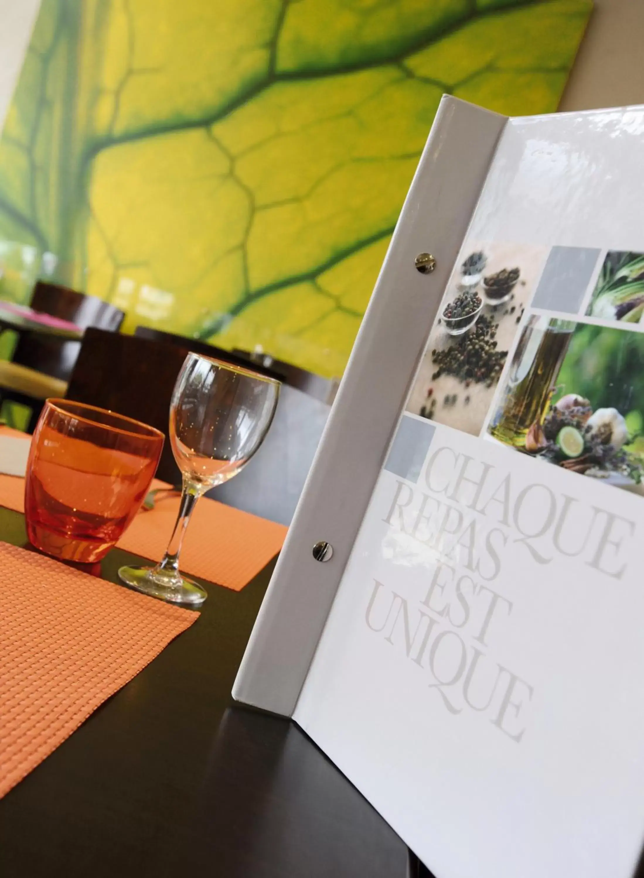 Restaurant/places to eat in Kyriad Rennes Sud - Chantepie