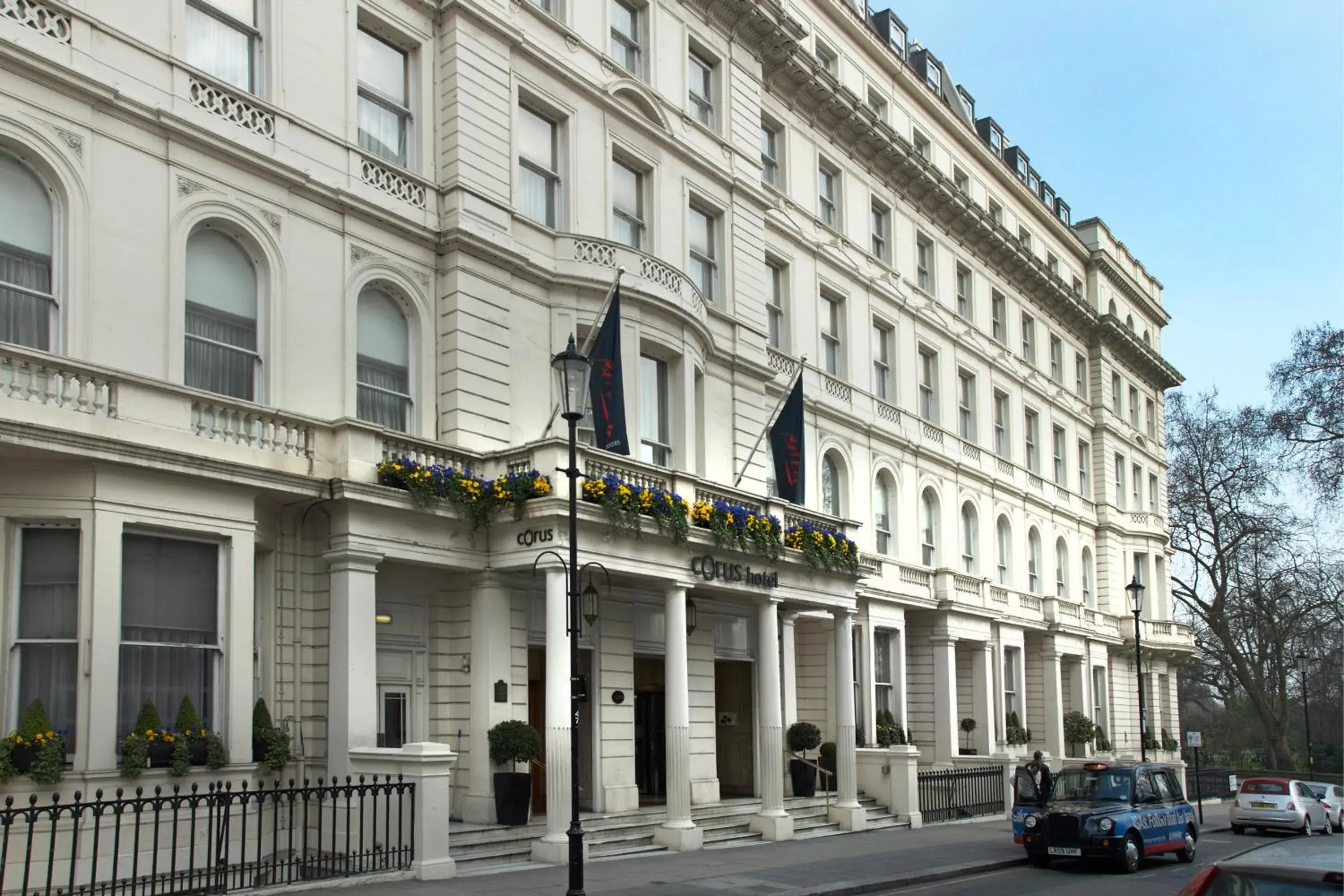 Facade/entrance in Corus Hyde Park Hotel Facade/entrance in Corus Hyde Park Hotel