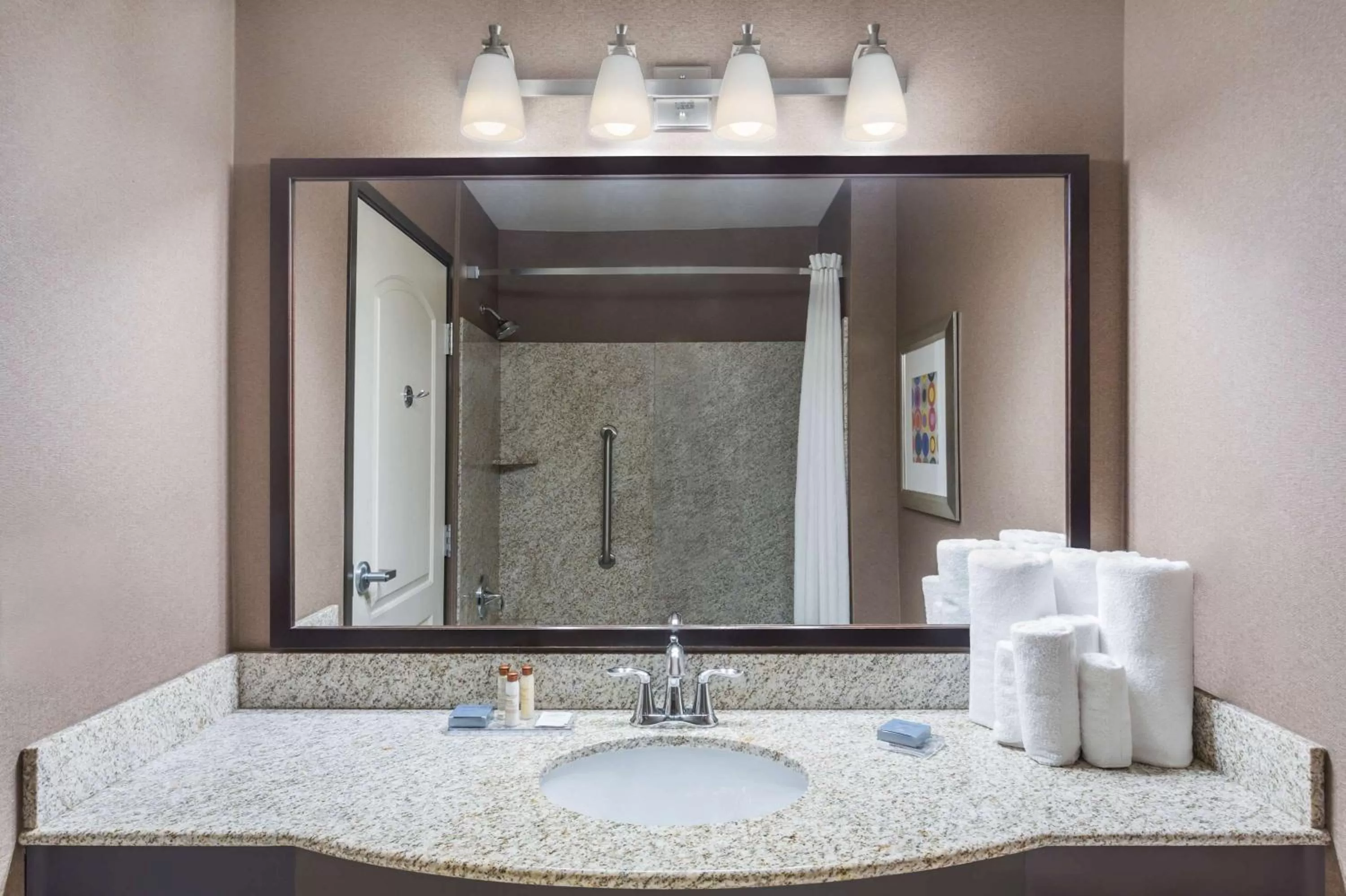 Junior King Suite - Non-Smoking in Wingate by Wyndham - St. George