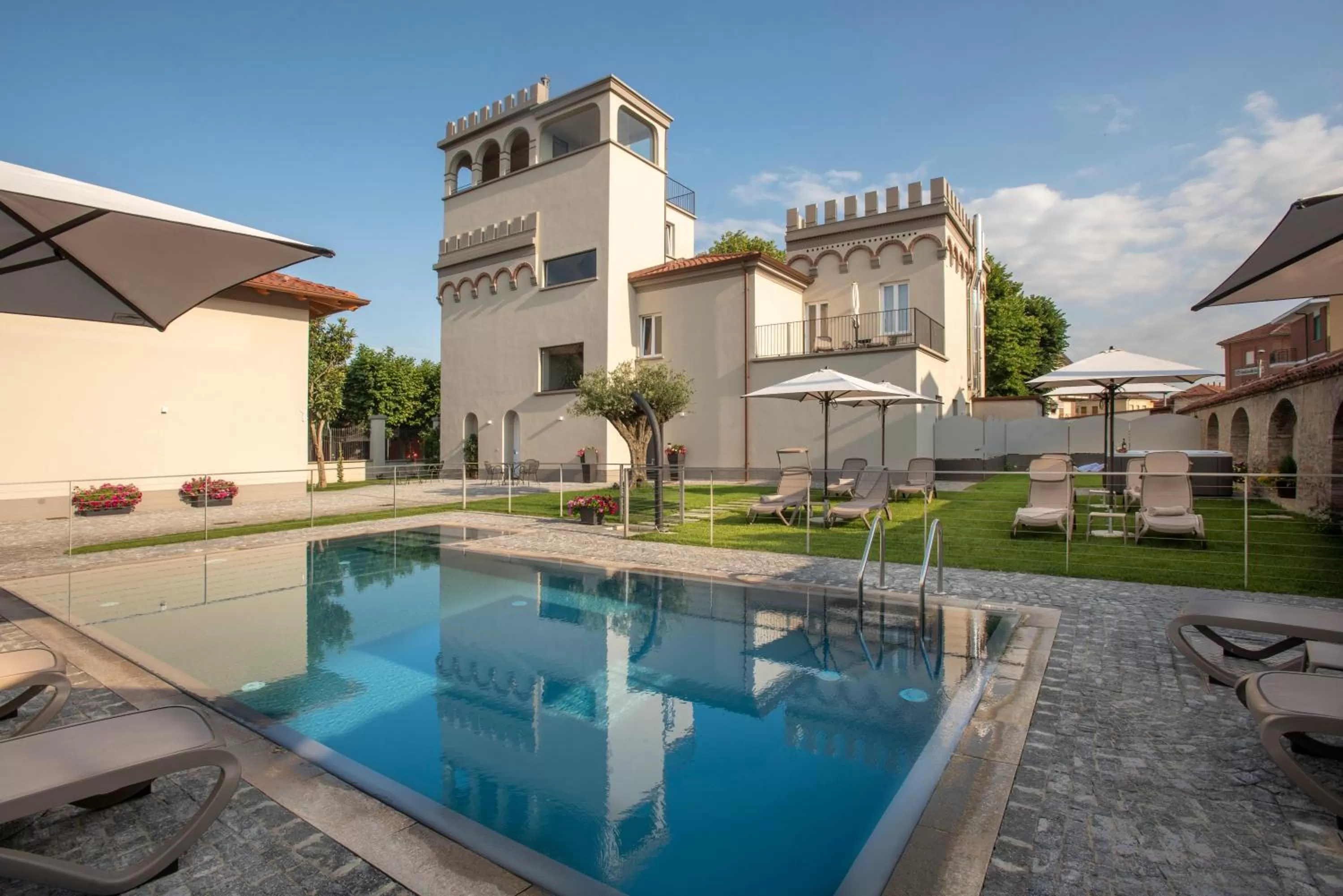 Garden in VILLA BERNASCONI