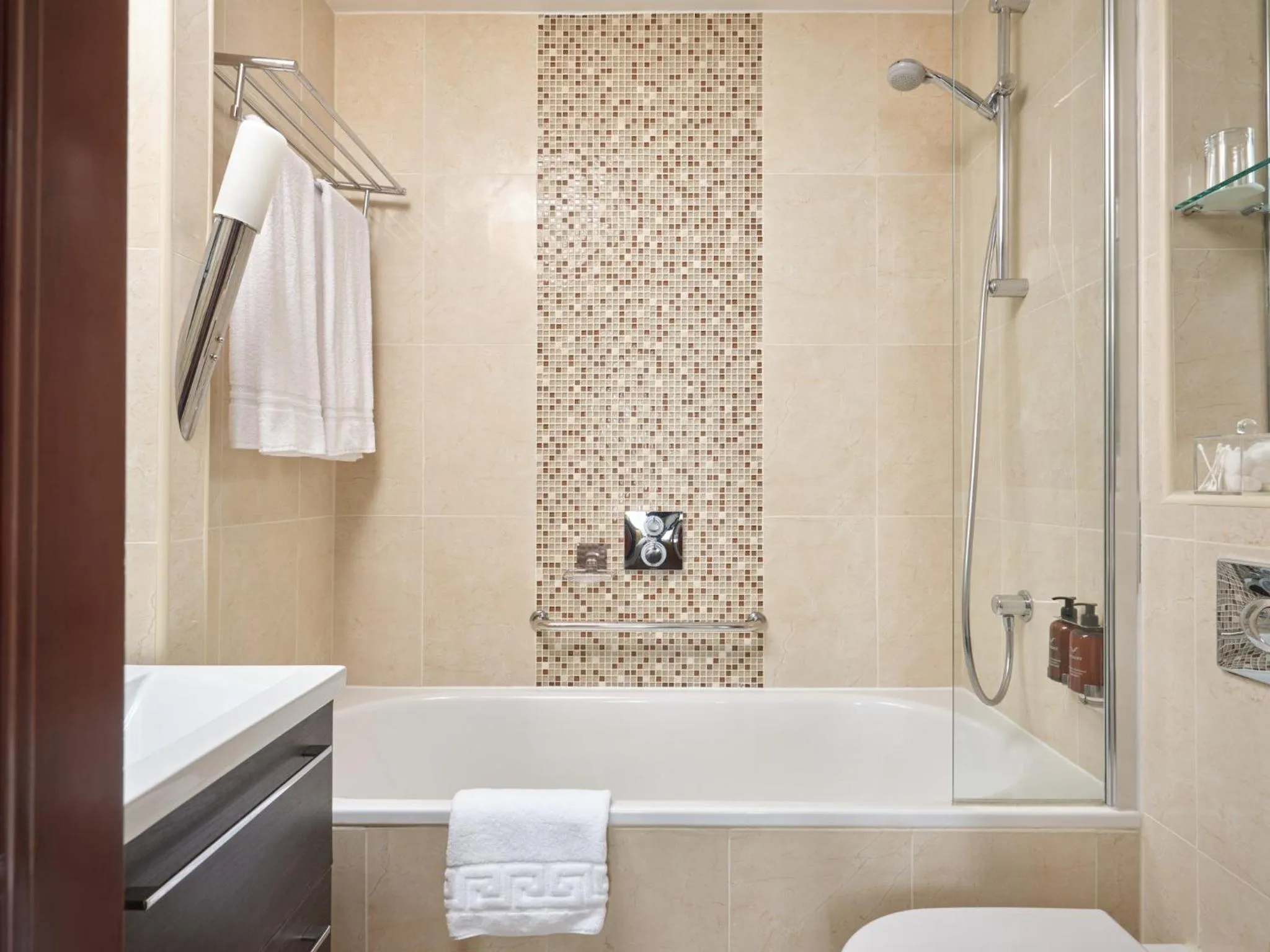 Bathroom in The Prime London Hotel