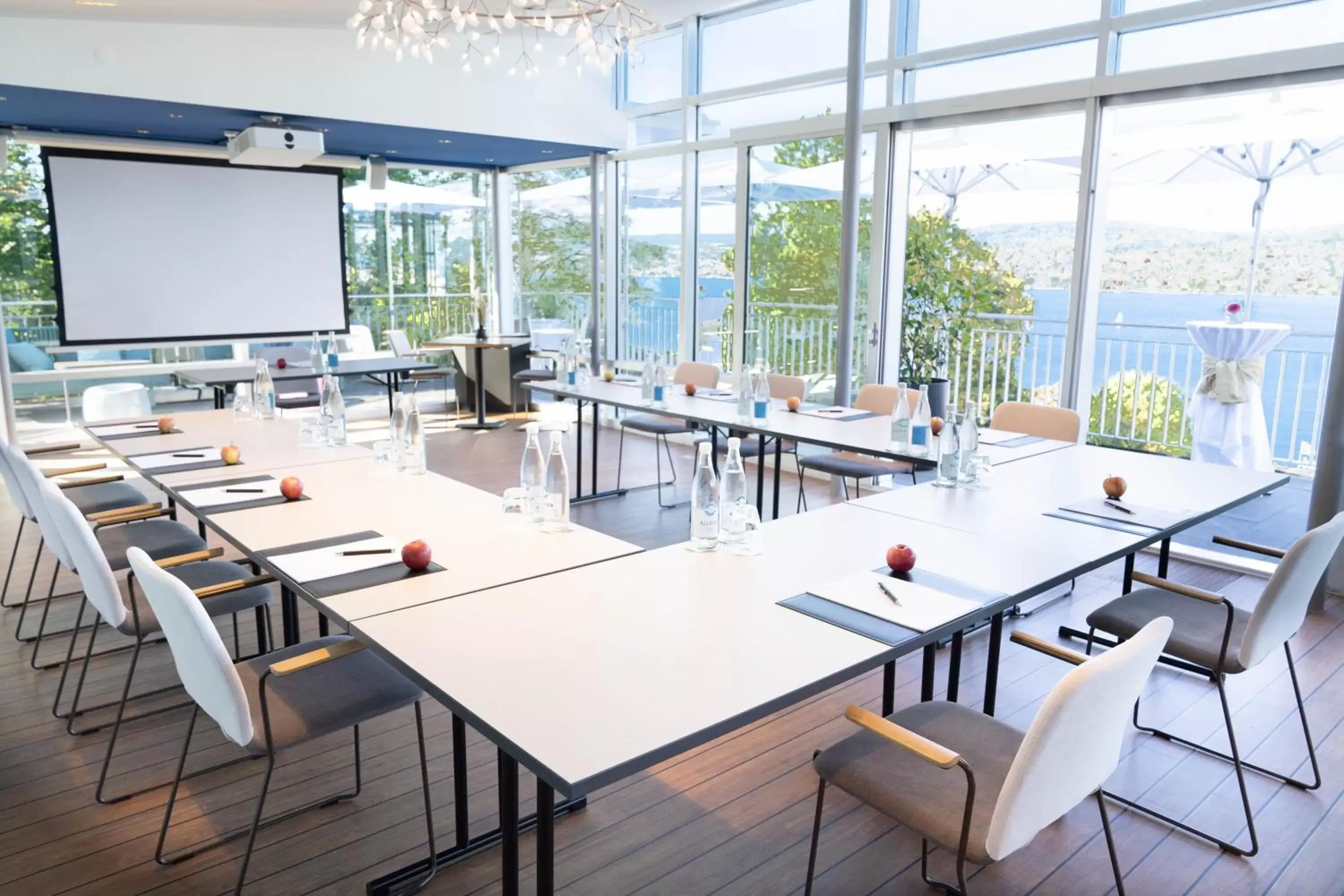 Meeting/conference room in Sedartis Swiss Quality Hotel