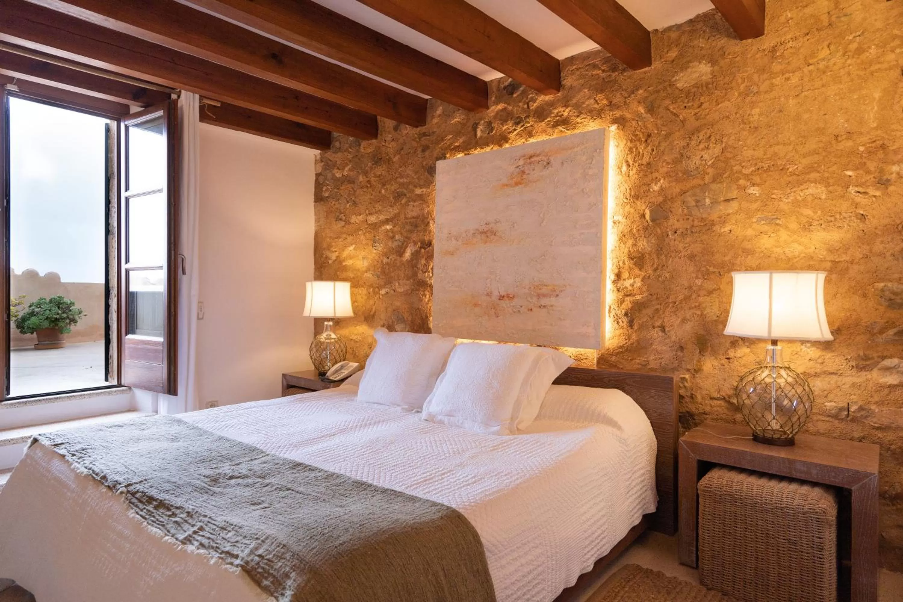 Bed in Cases de Son Barbassa Hotel & Restaurant