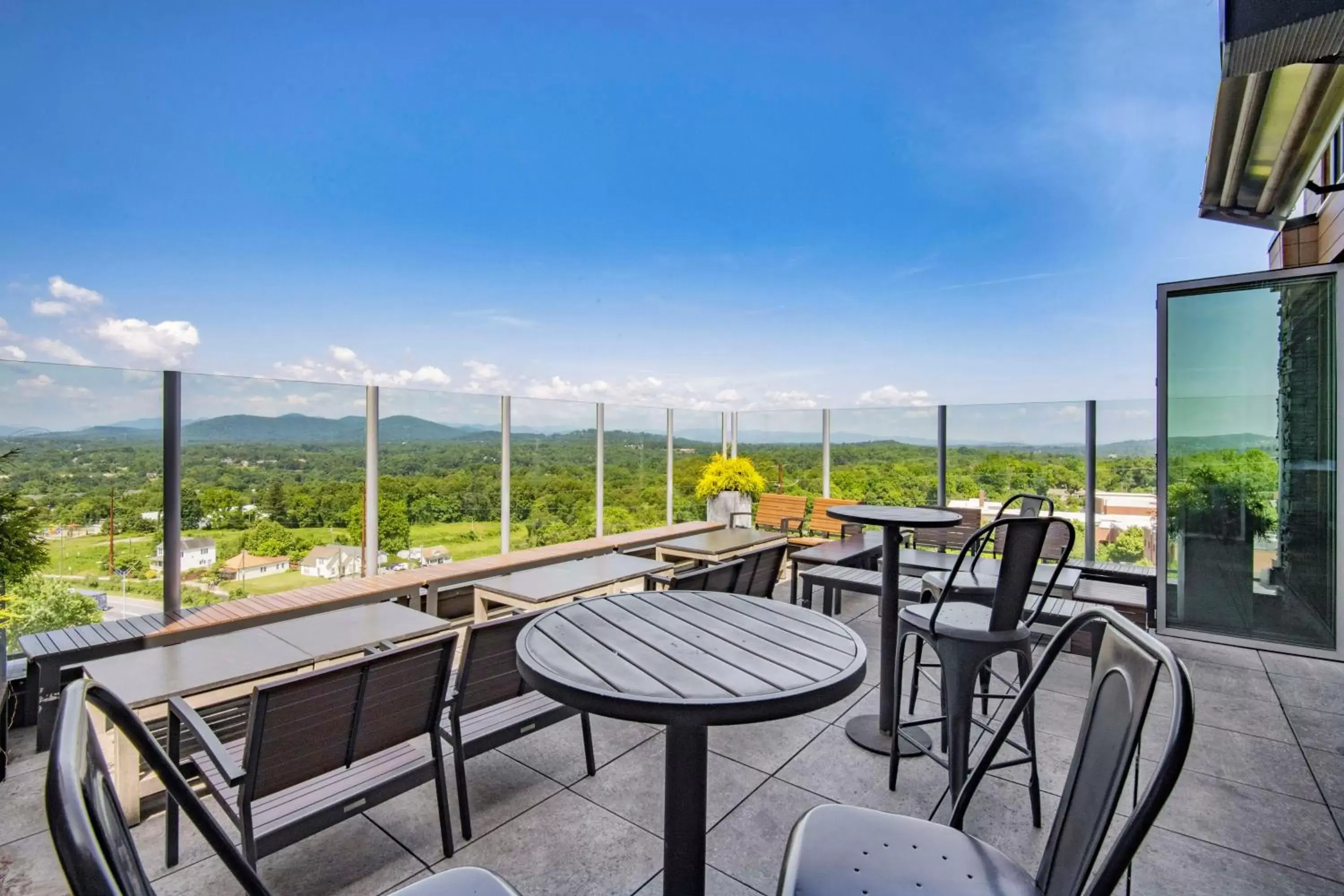 Patio in DoubleTree by Hilton Asheville Downtown