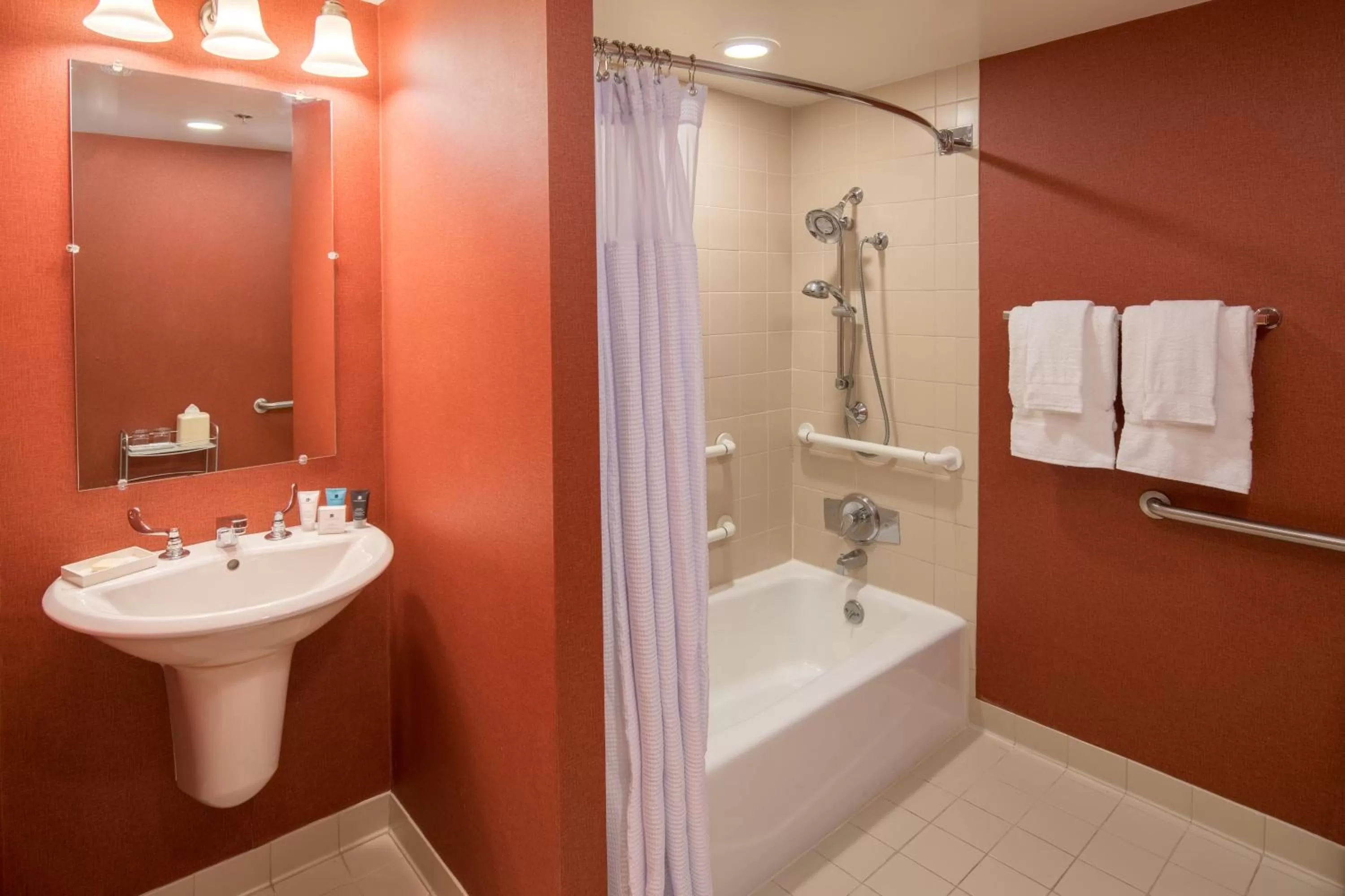Bathroom in Crowne Plaza Cabana Hotel by IHG