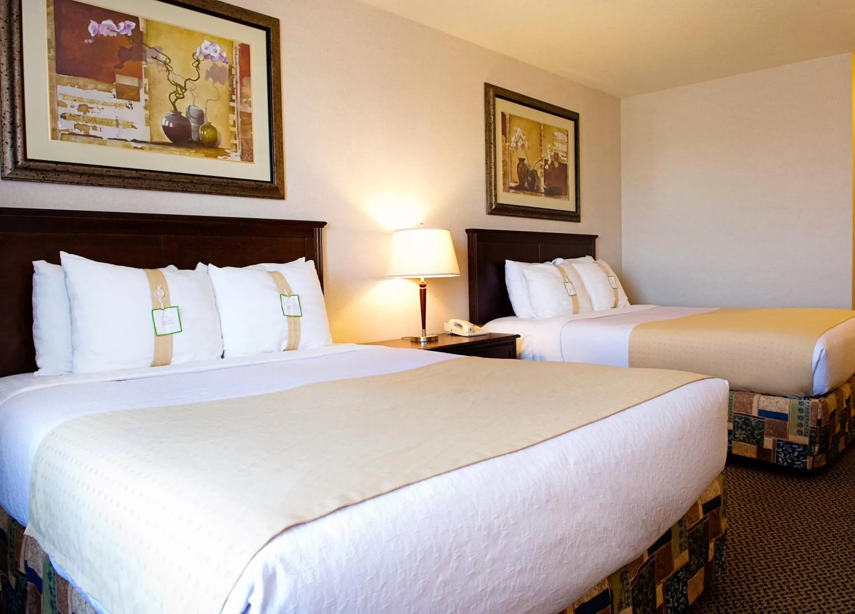 Bedroom, Bed in Holiday Inn Hotel & Suites-West Edmonton, an IHG Hotel