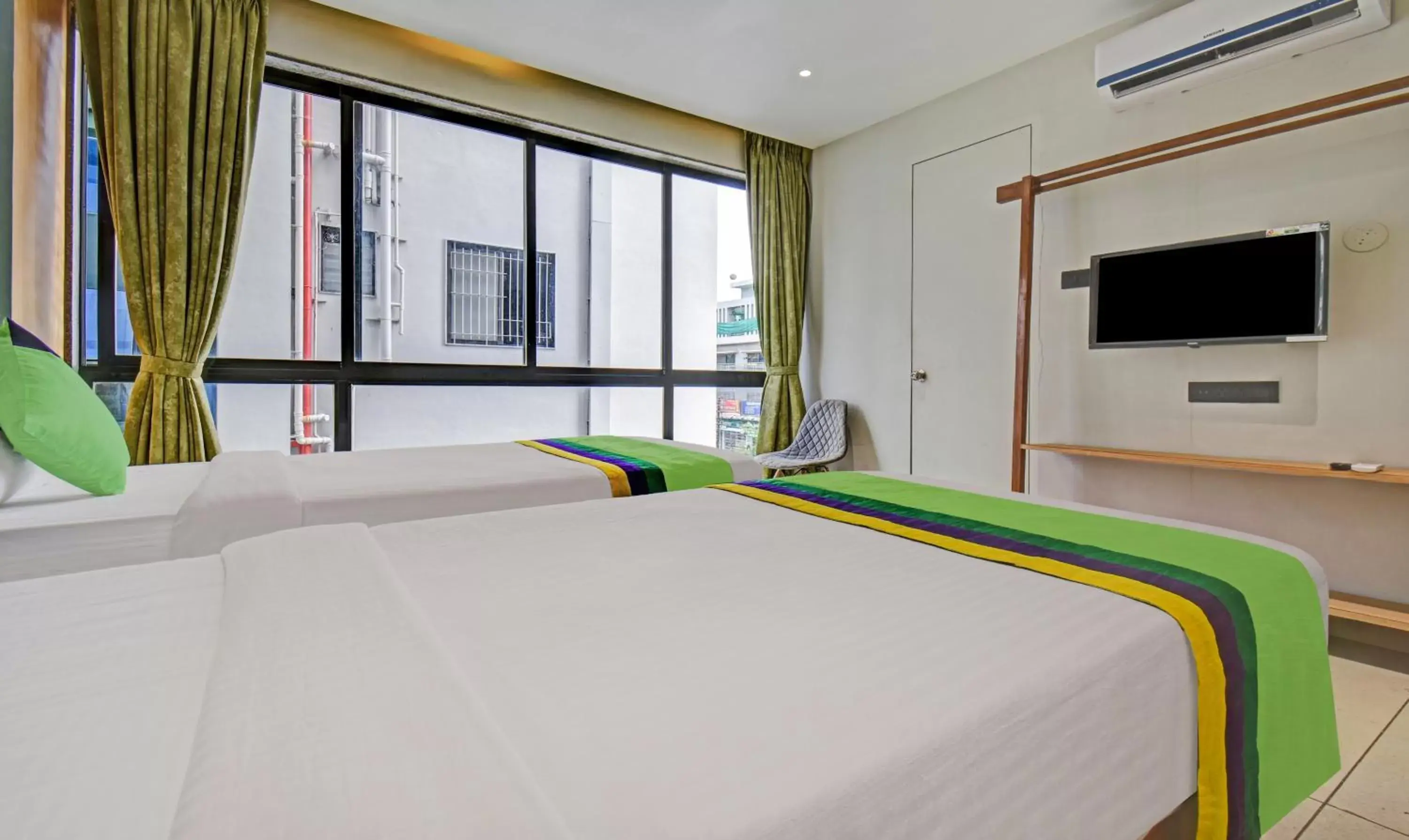 Bedroom, Bed in Treebo Aroma Executive Bedroom, Bed in Treebo Aroma Executive