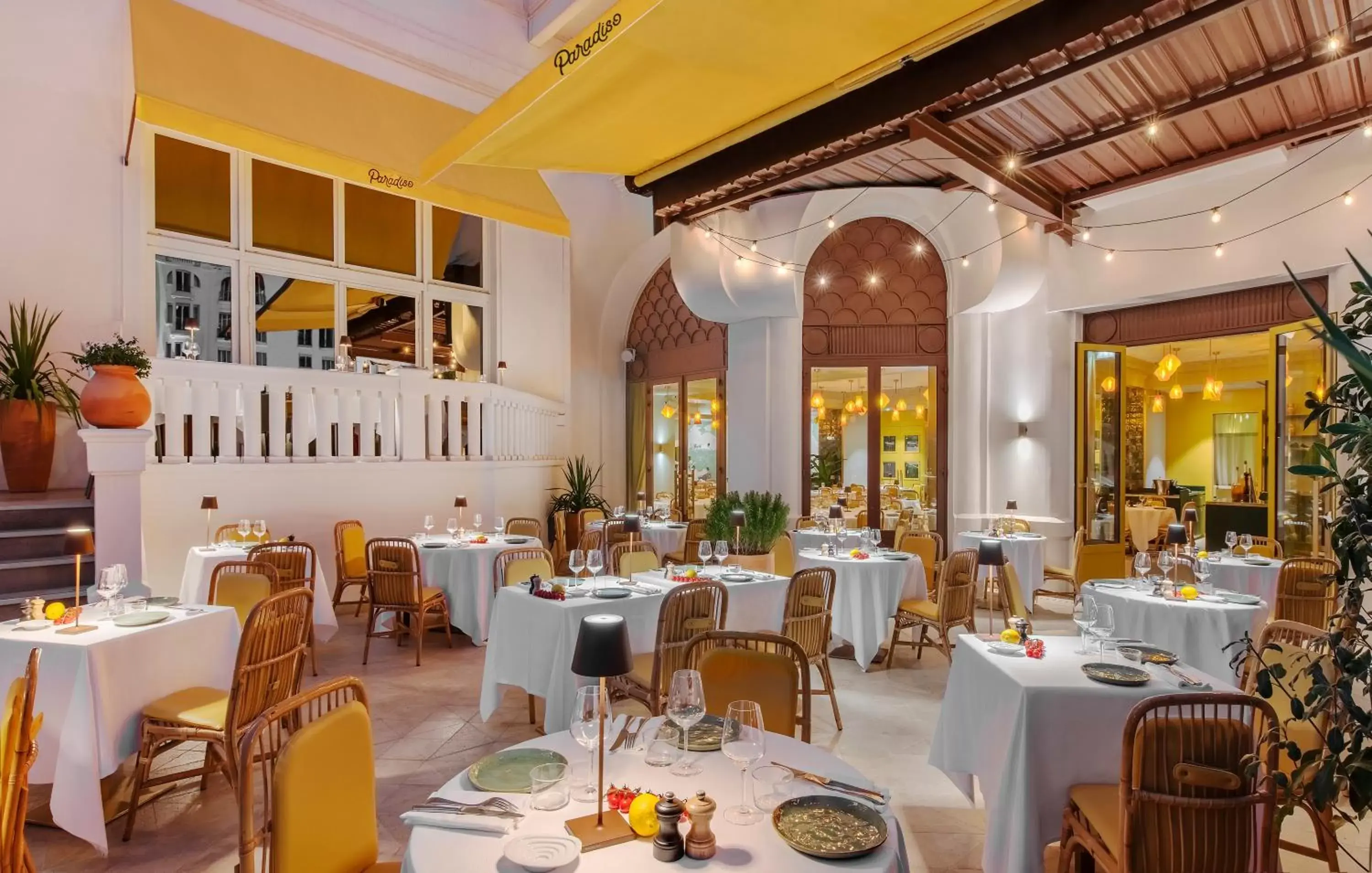 Restaurant/Places to Eat in Hôtel Barrière Le Majestic Cannes