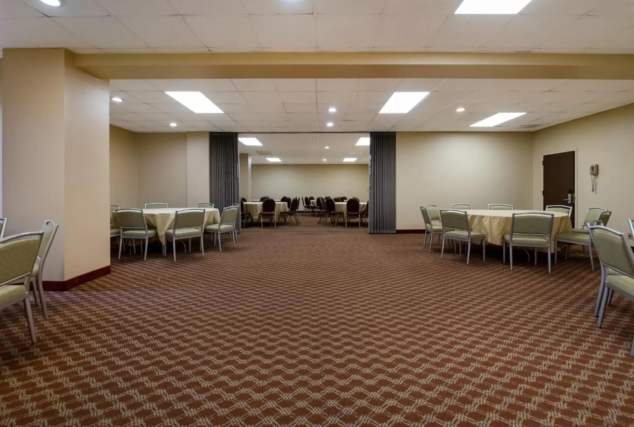 Meeting/conference room, Banquet Facilities in Red Roof Inn and Suites Newark - University