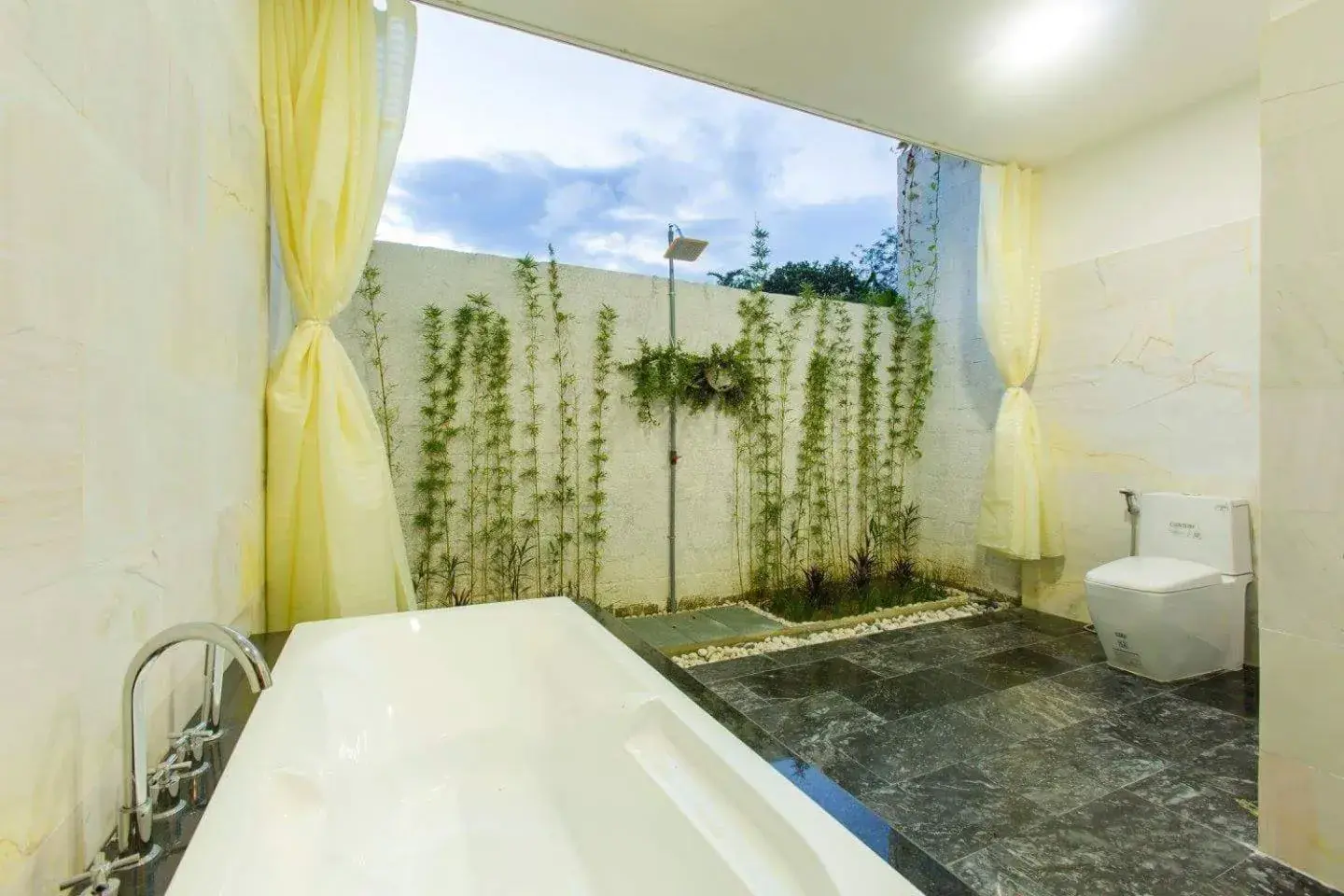 Bathroom in Hoi An Hideaway