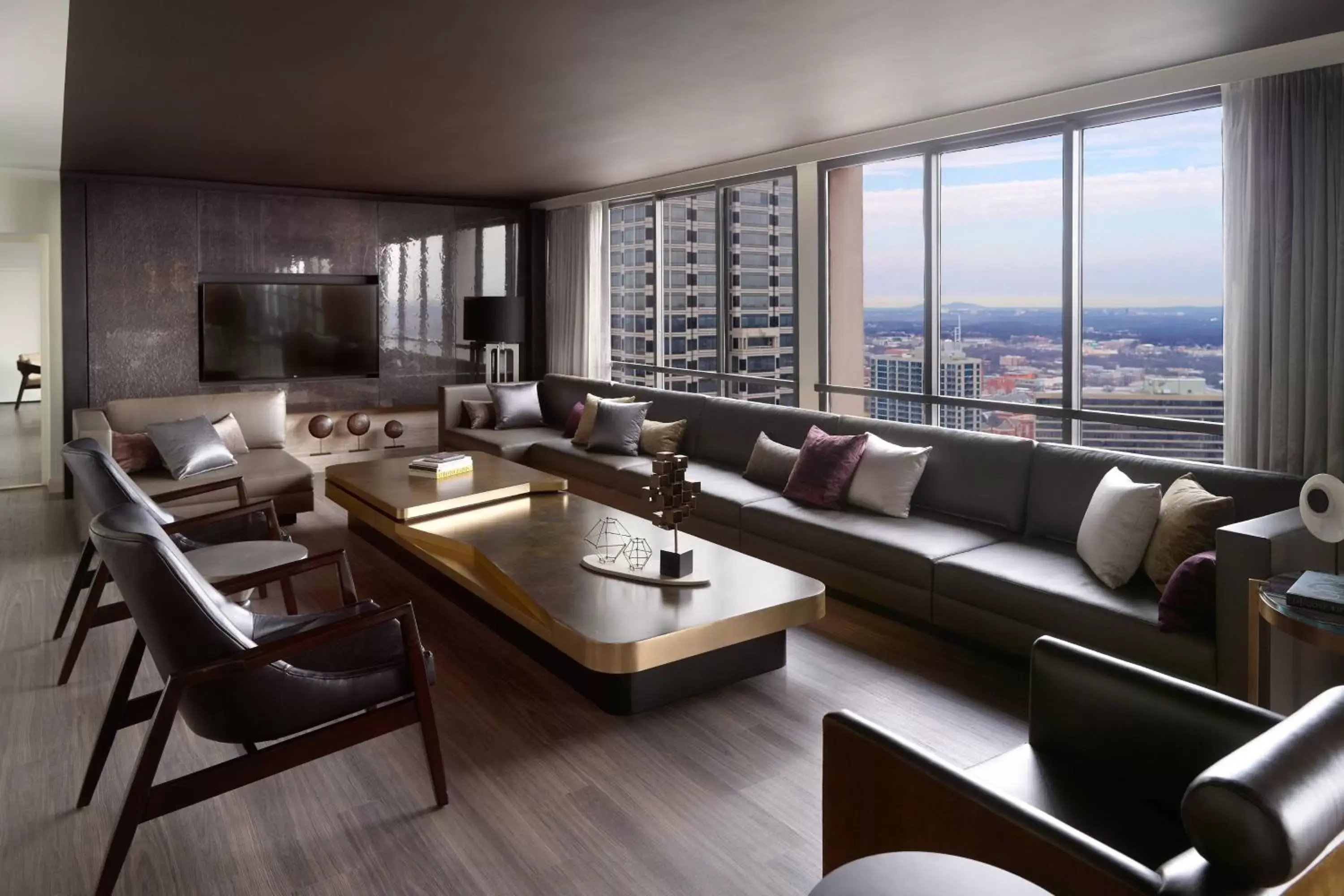 Living room, Seating Area in Atlanta Marriott Marquis