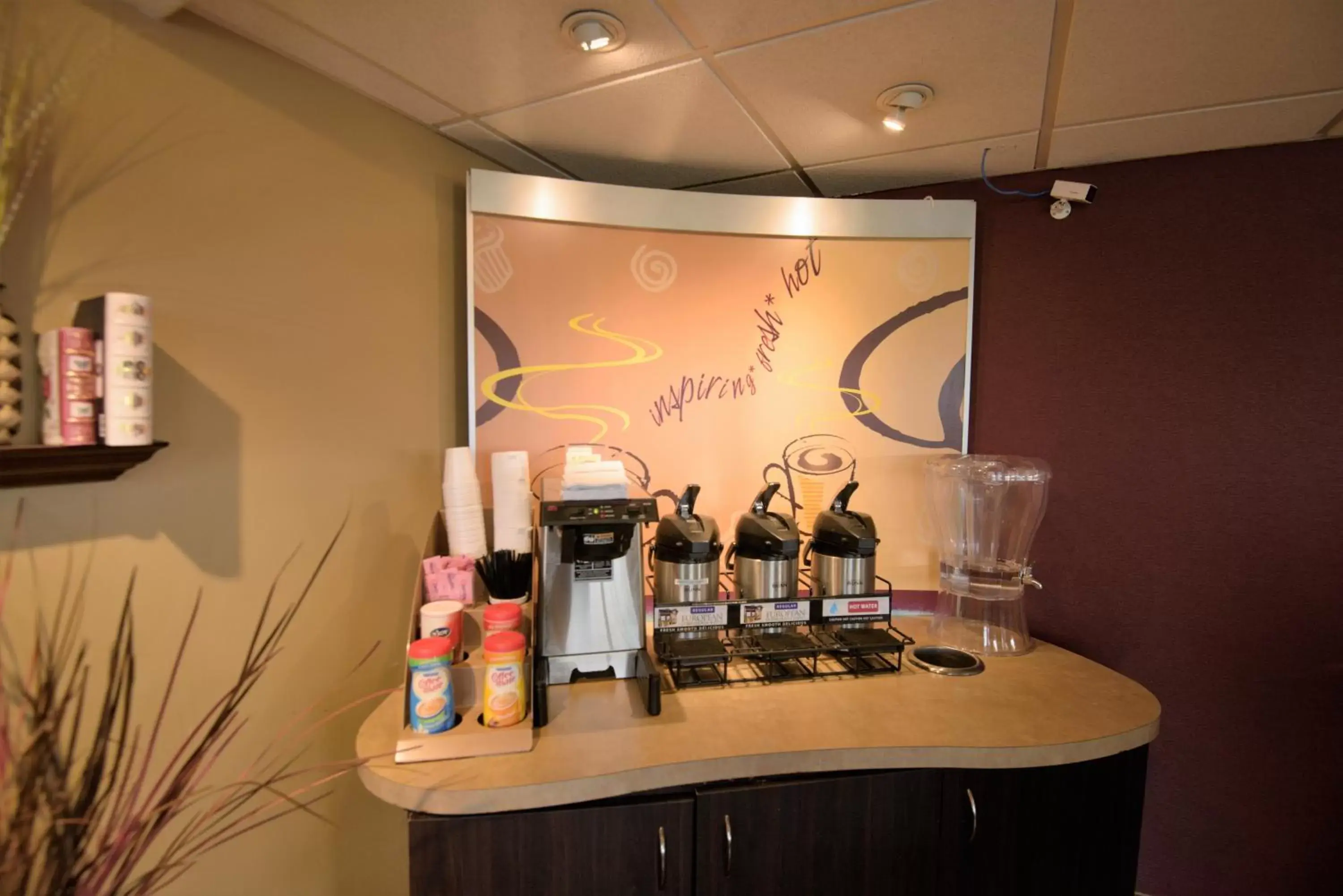 Lobby or reception in Red Roof Inn Lafayette, LA Lobby or reception in Red Roof Inn Lafayette, LA