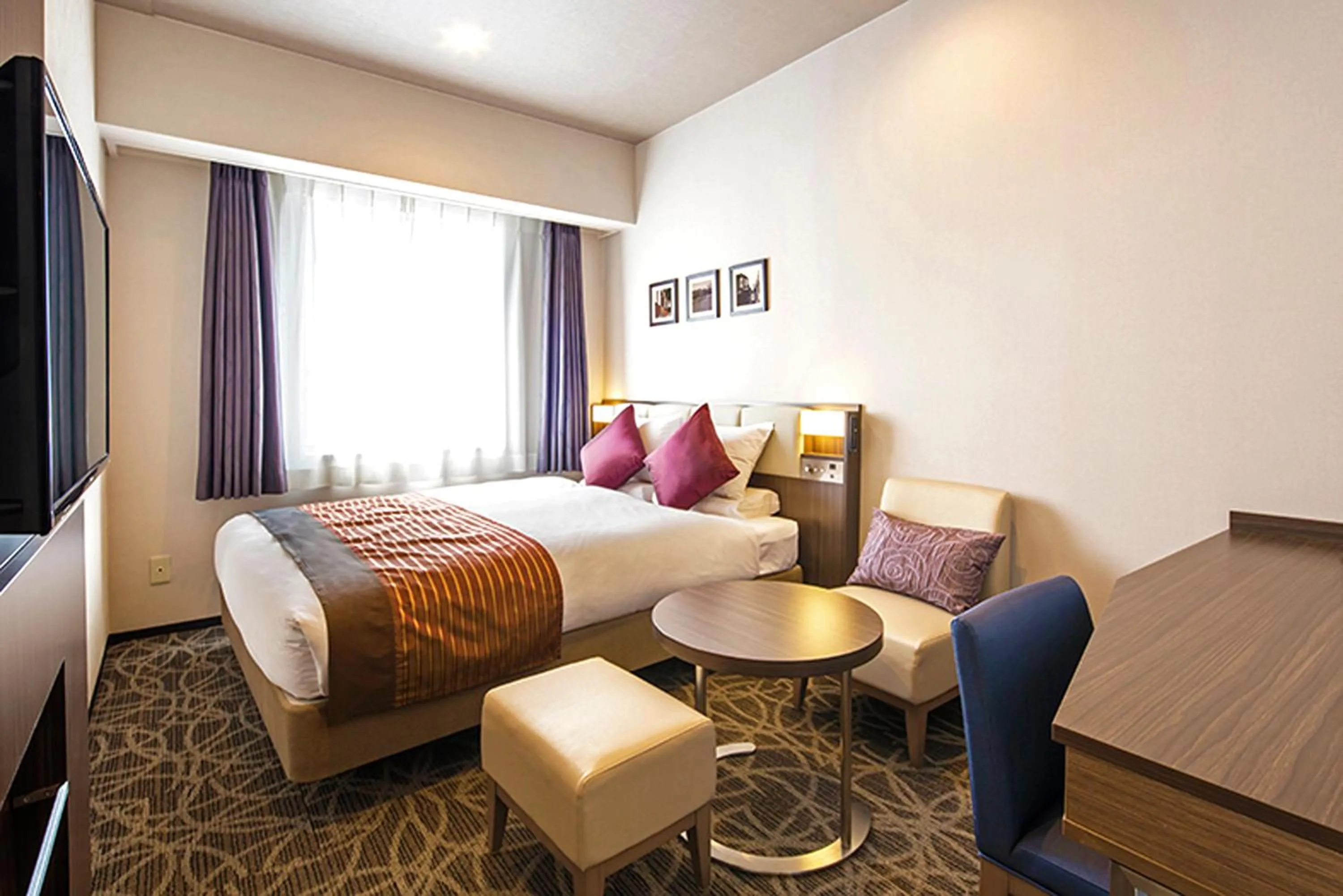 Spring, Bed in HOTEL MYSTAYS Ueno East