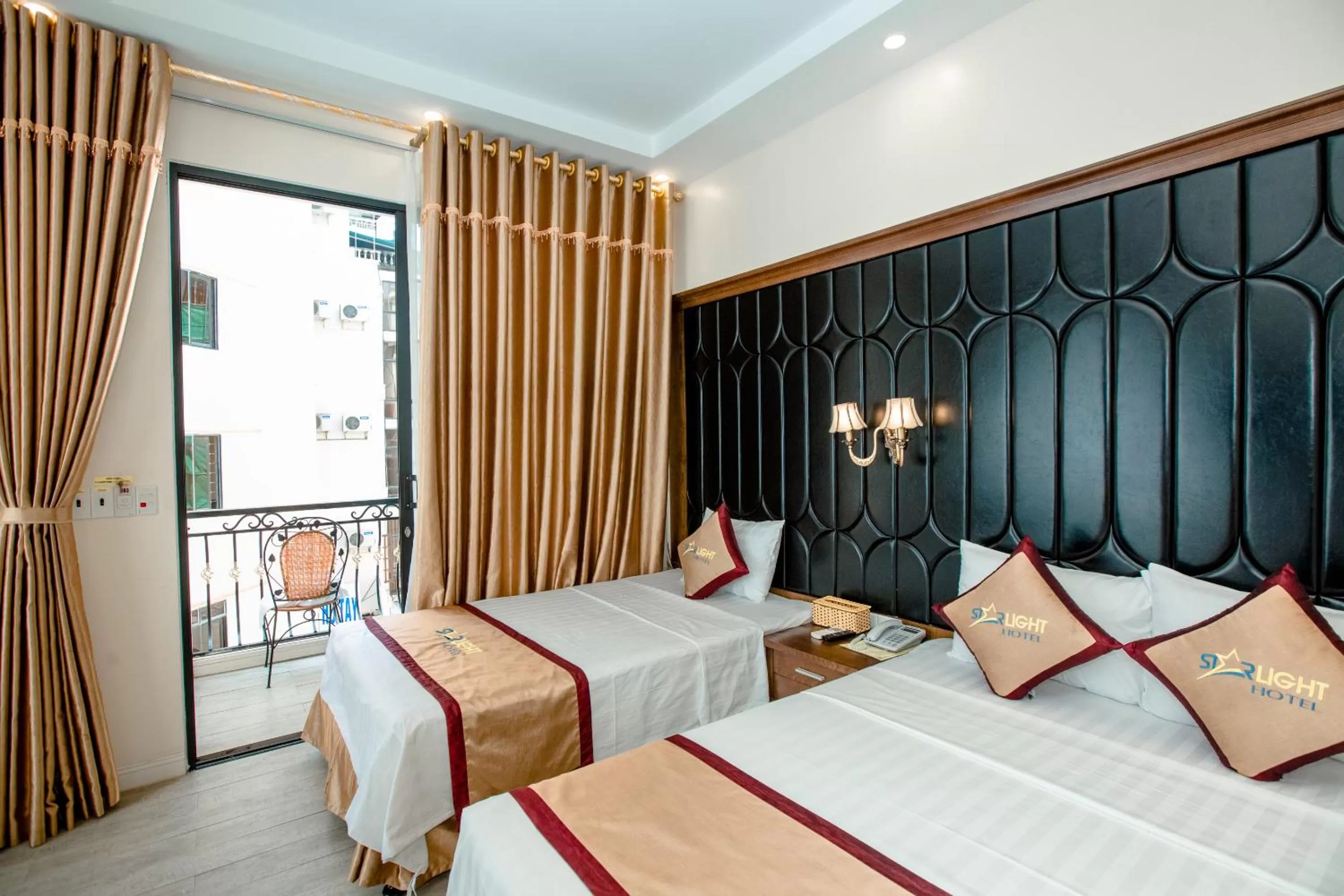 HaLong Starlight Inn & Travel