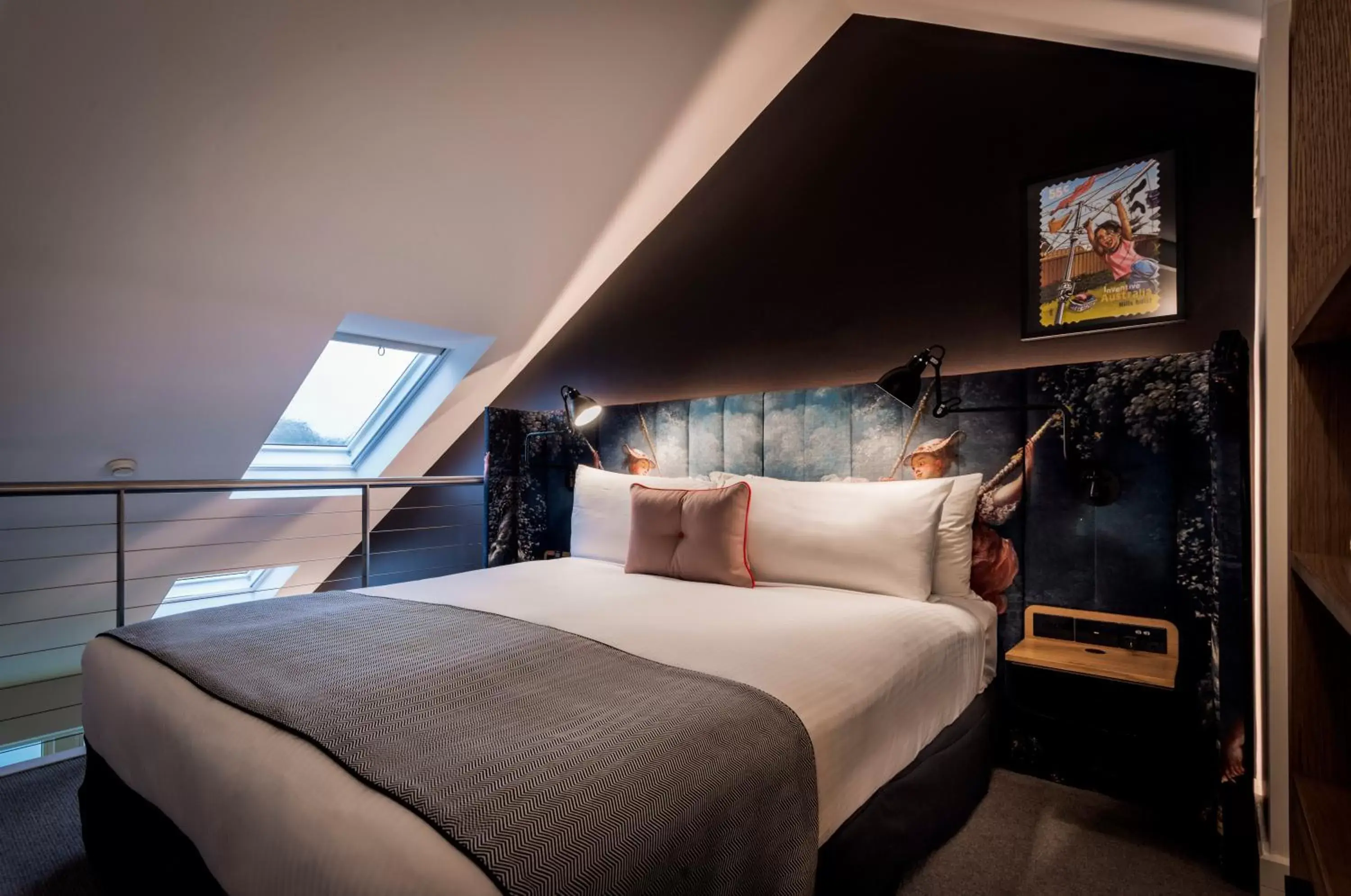 Day, Bed in Ovolo Woolloomooloo