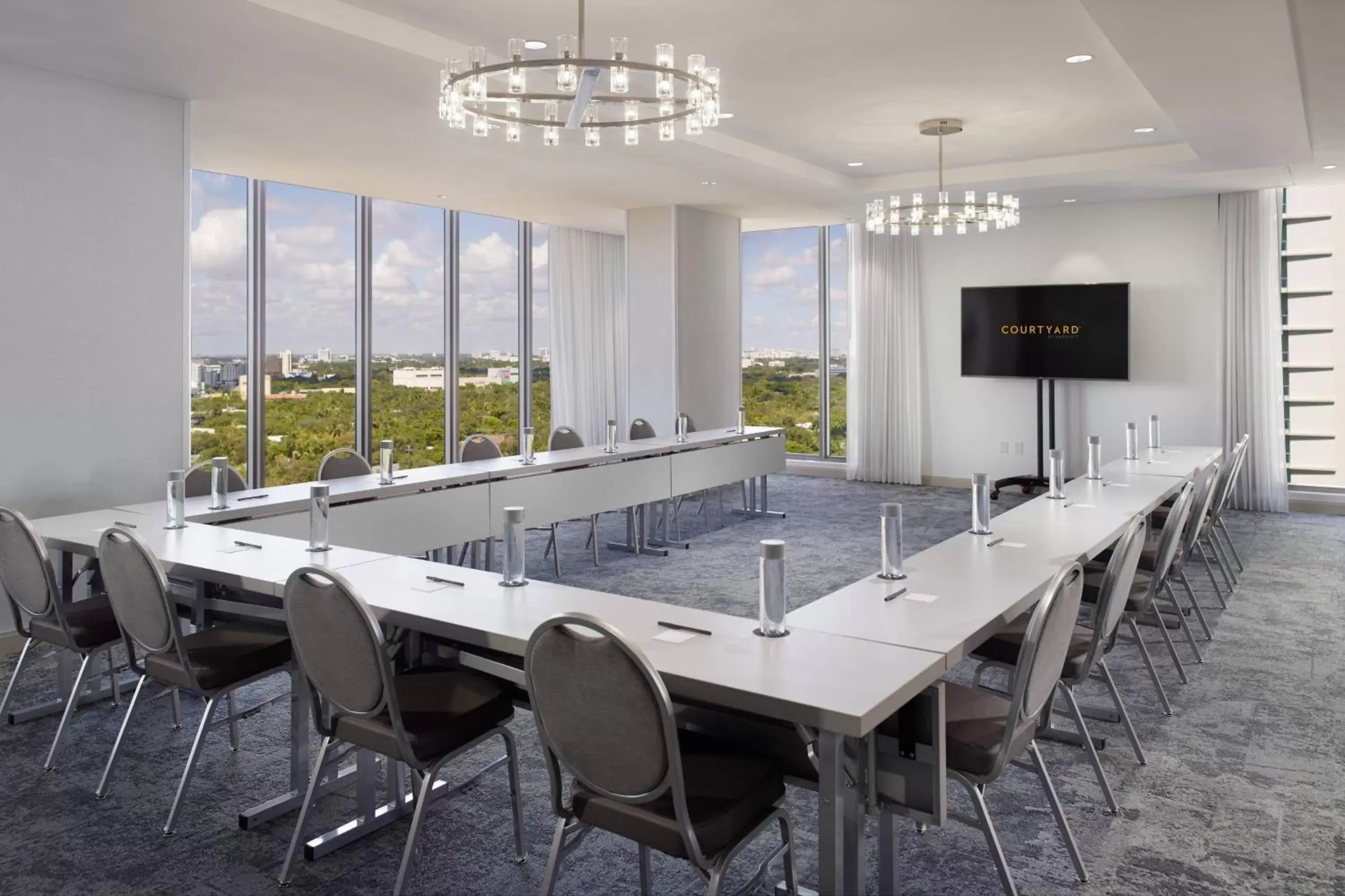 Meeting/conference room in Courtyard Miami Coconut Grove