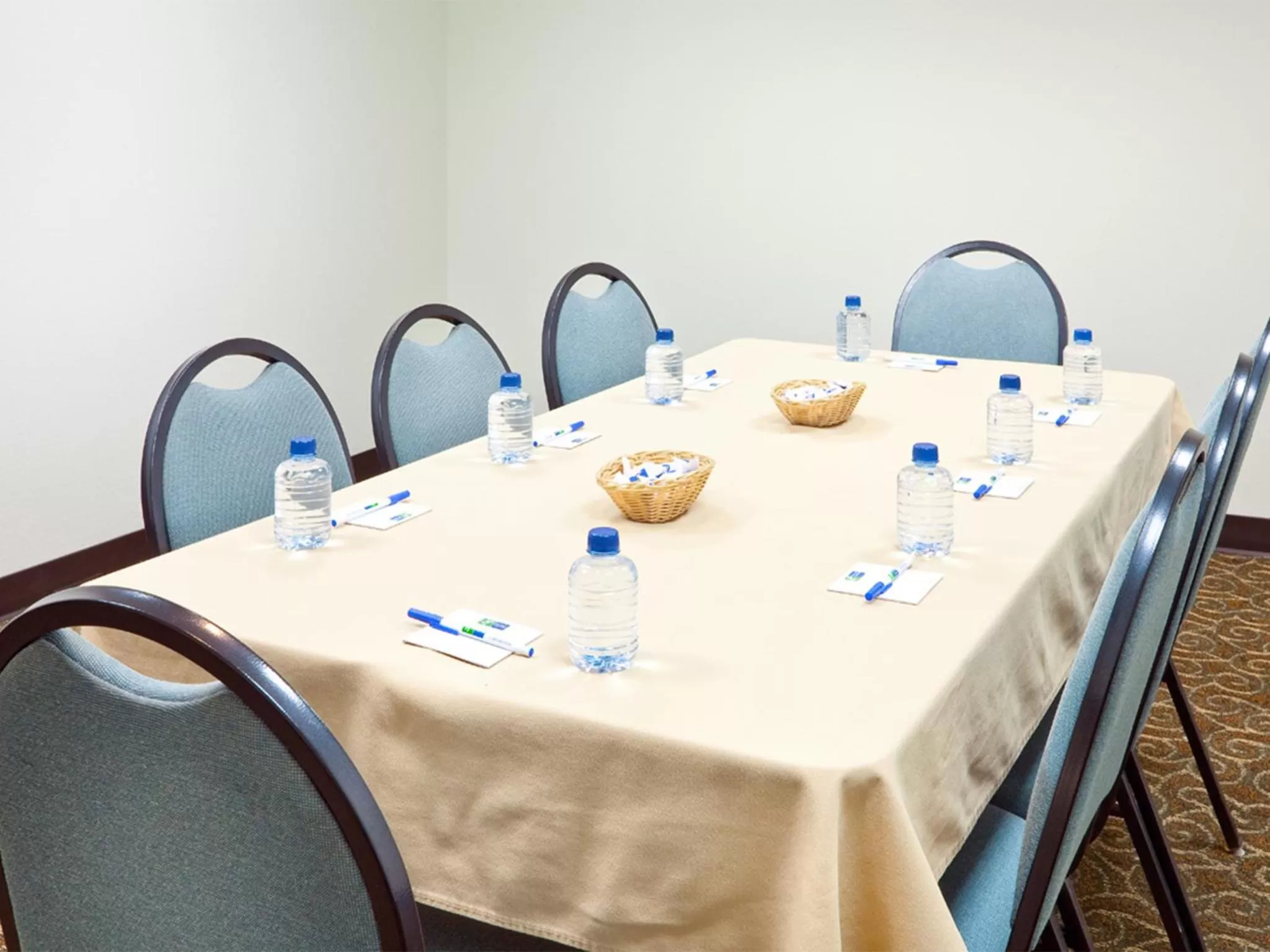 Banquet/Function facilities in Baymont by Wyndham East Windsor Bradley Airport