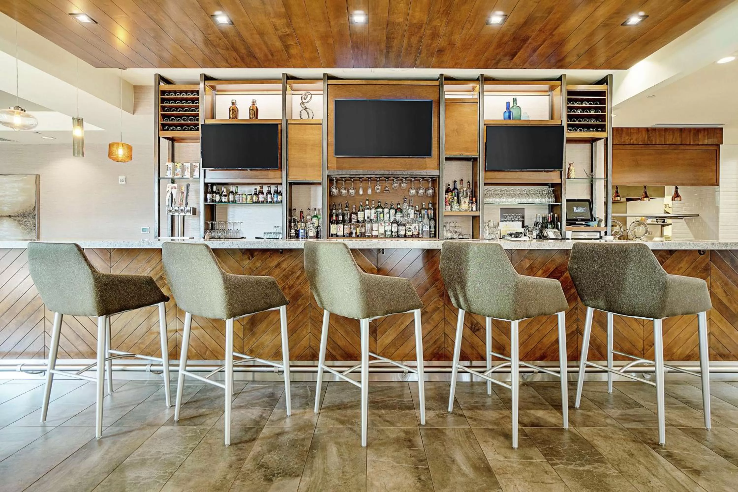 Lounge or bar in Hilton Garden Inn Edmond/Oklahoma City North