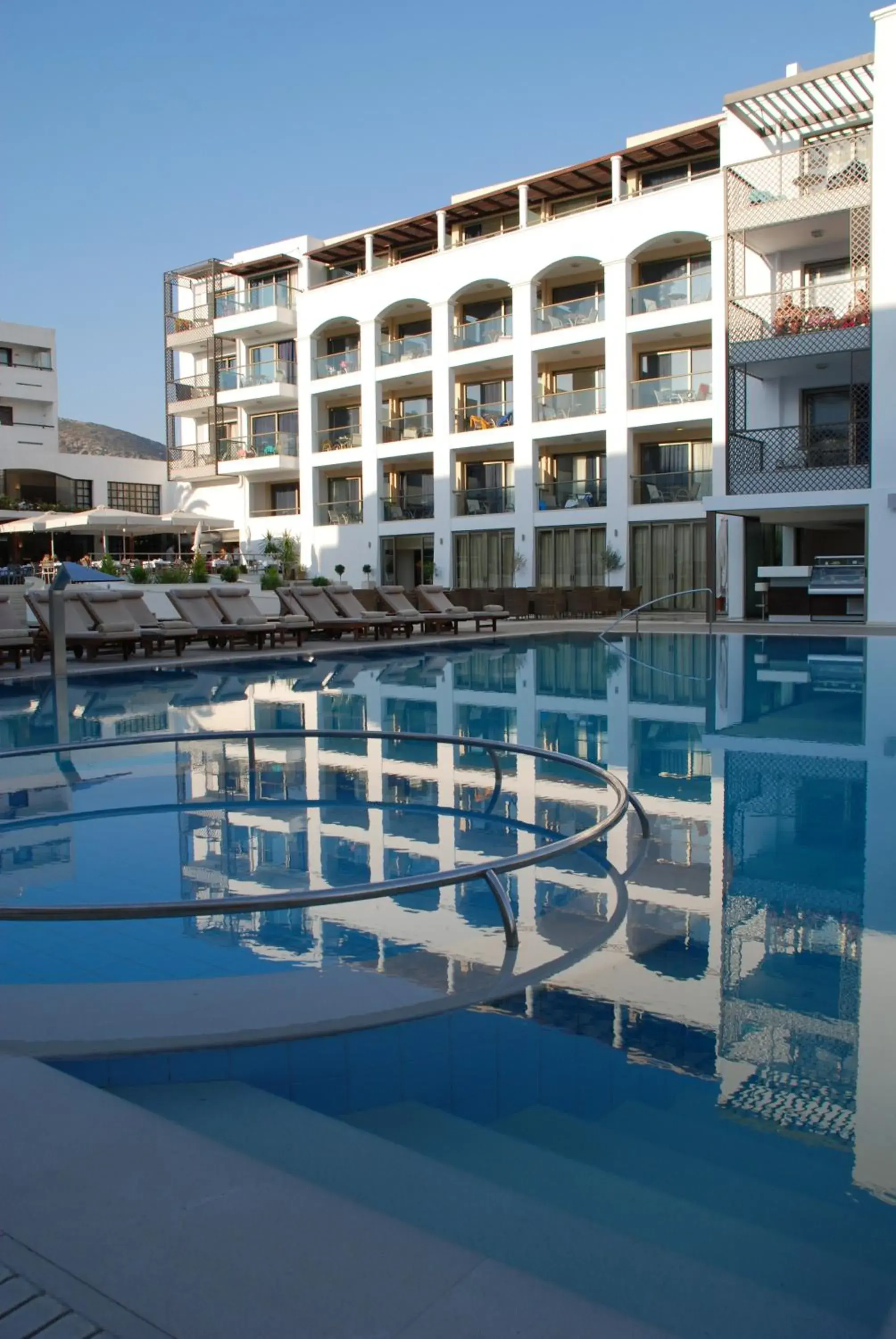 Spring, Swimming Pool in Albatros Spa & Resort Hotel