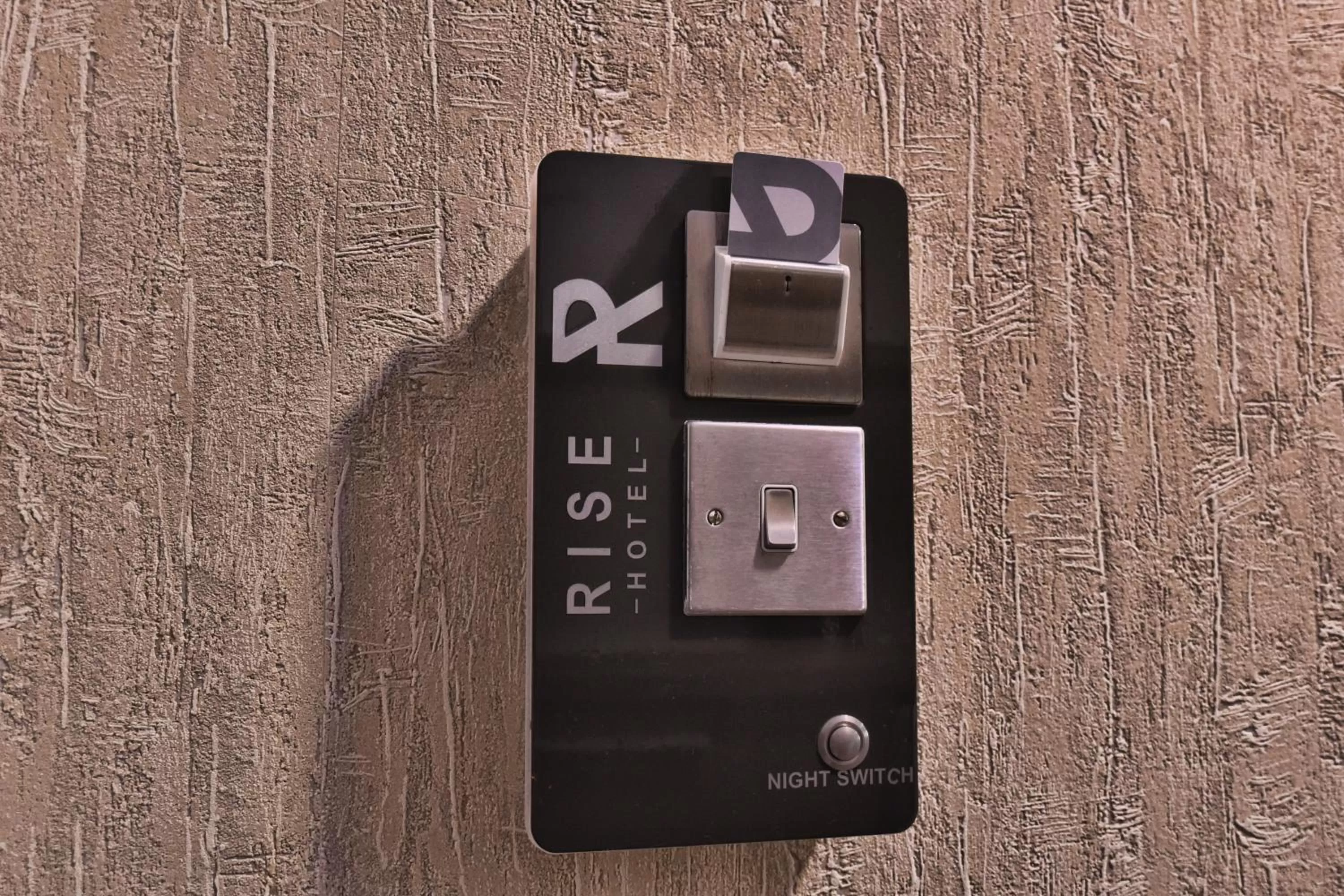 TV and multimedia in Rise Urban Art Hotel